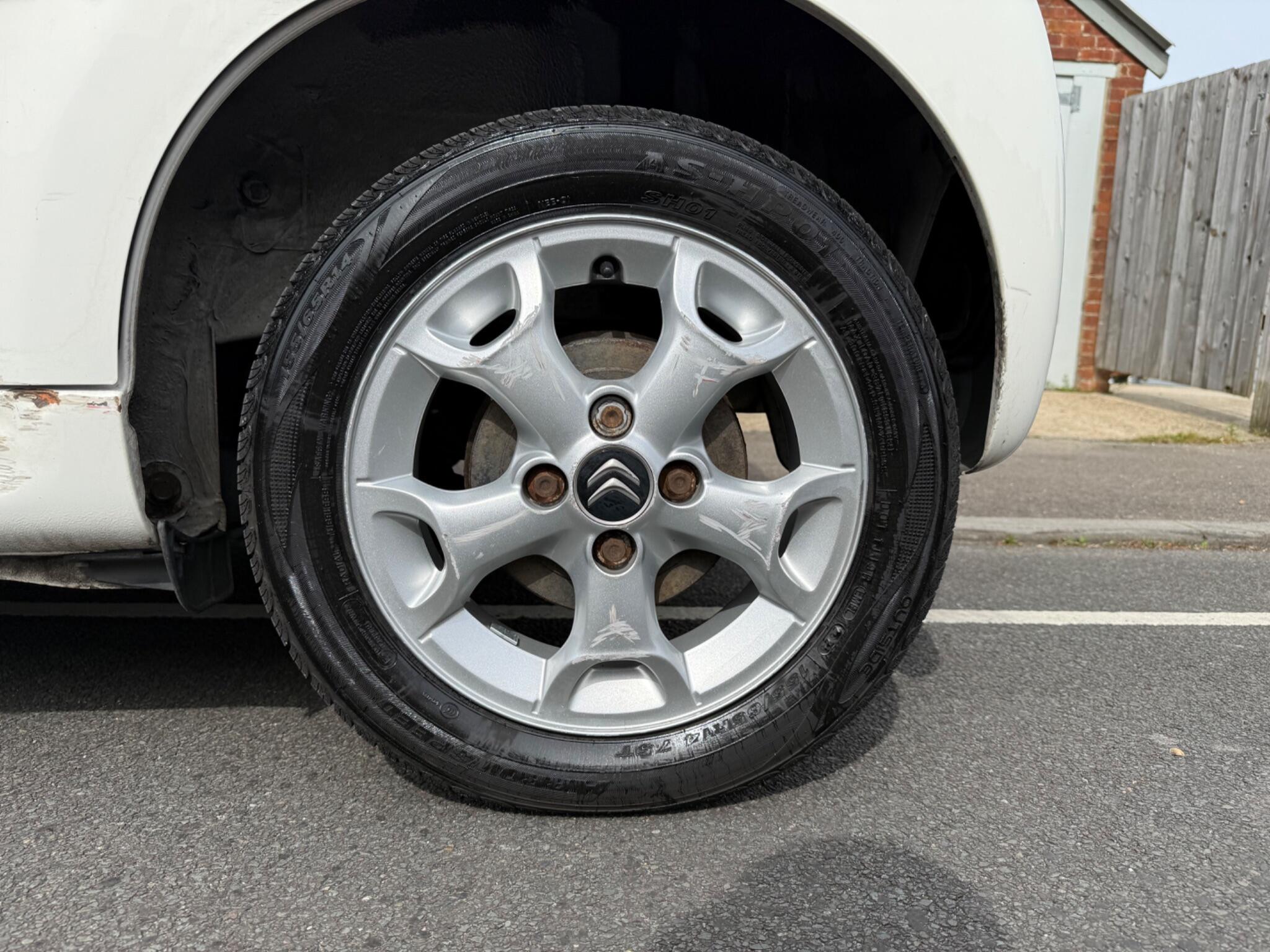 Citroen C1 view 15
