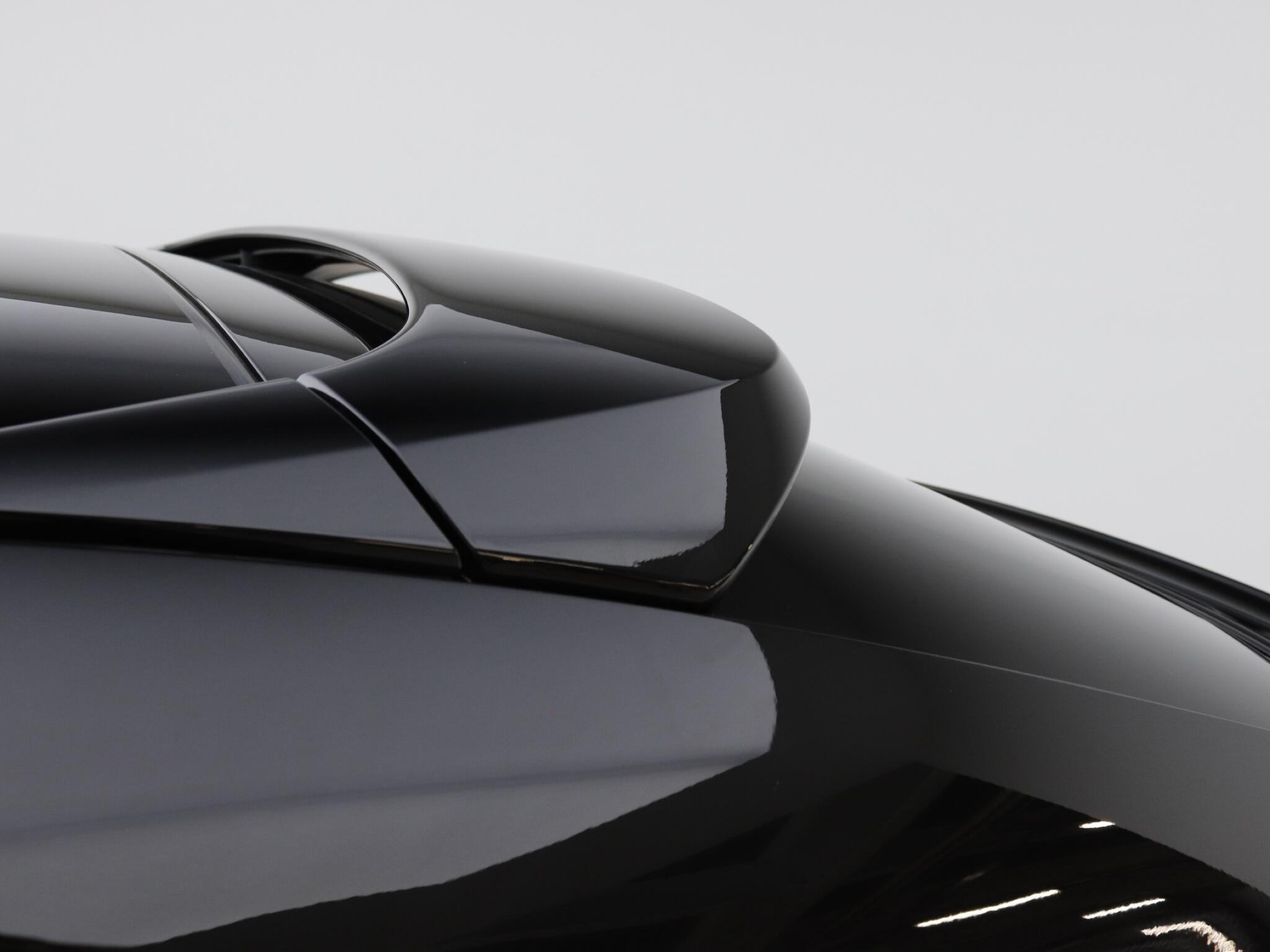 Porsche Cayenne view 26