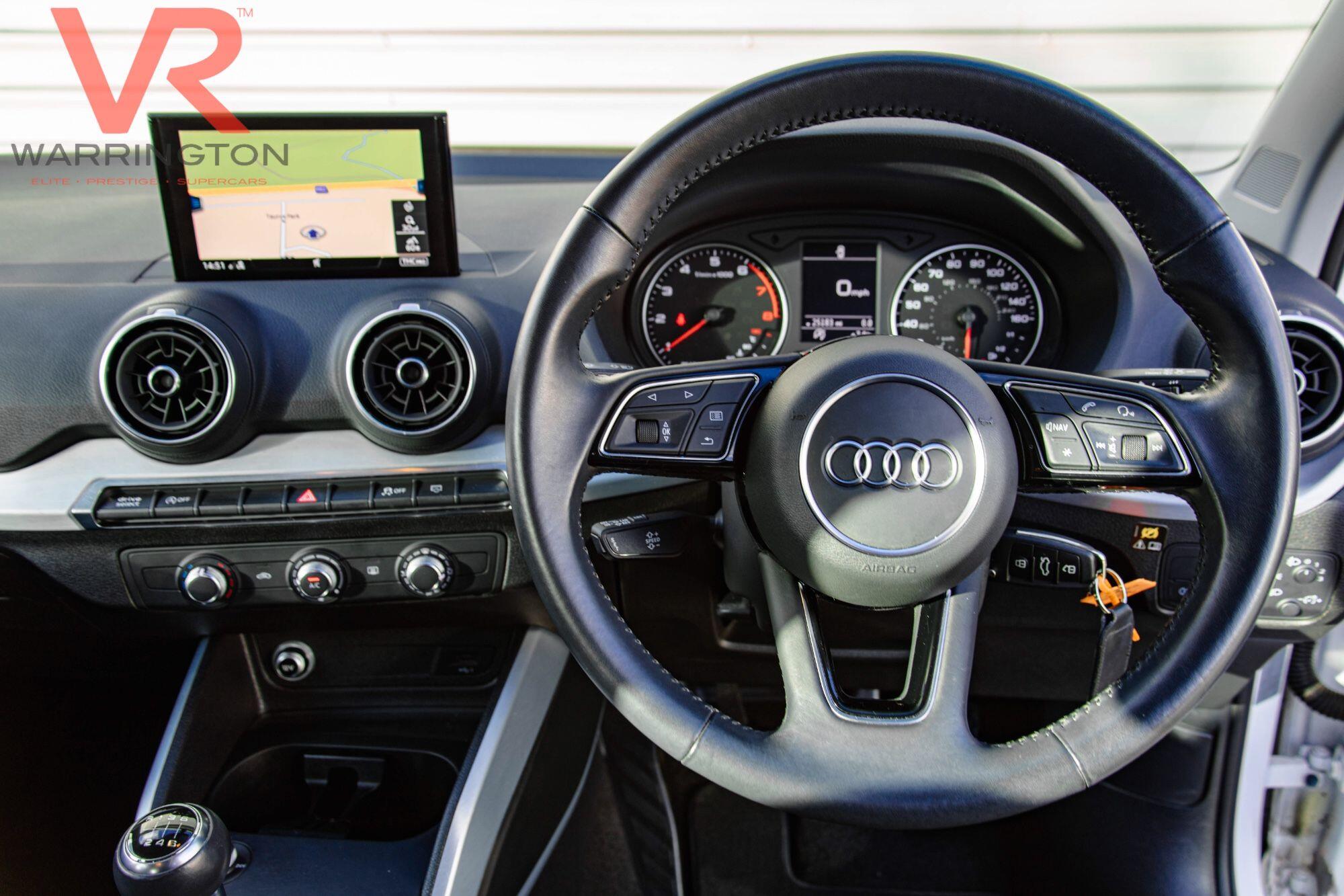 Audi Q2 view 8