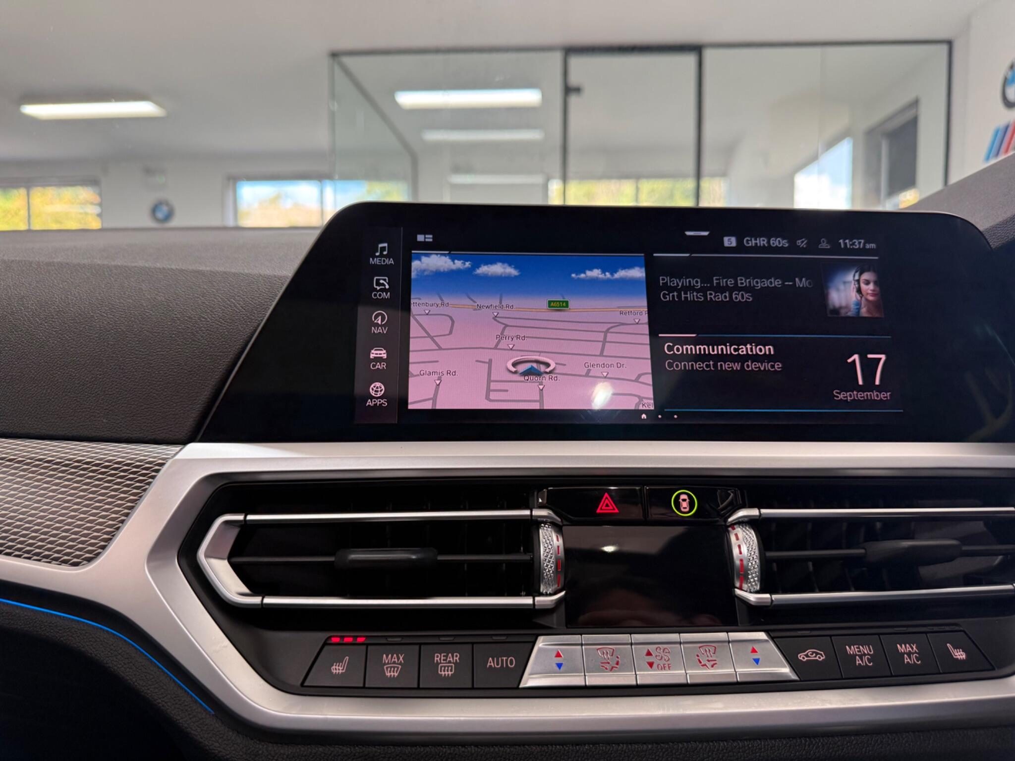 BMW 3 Series view 8
