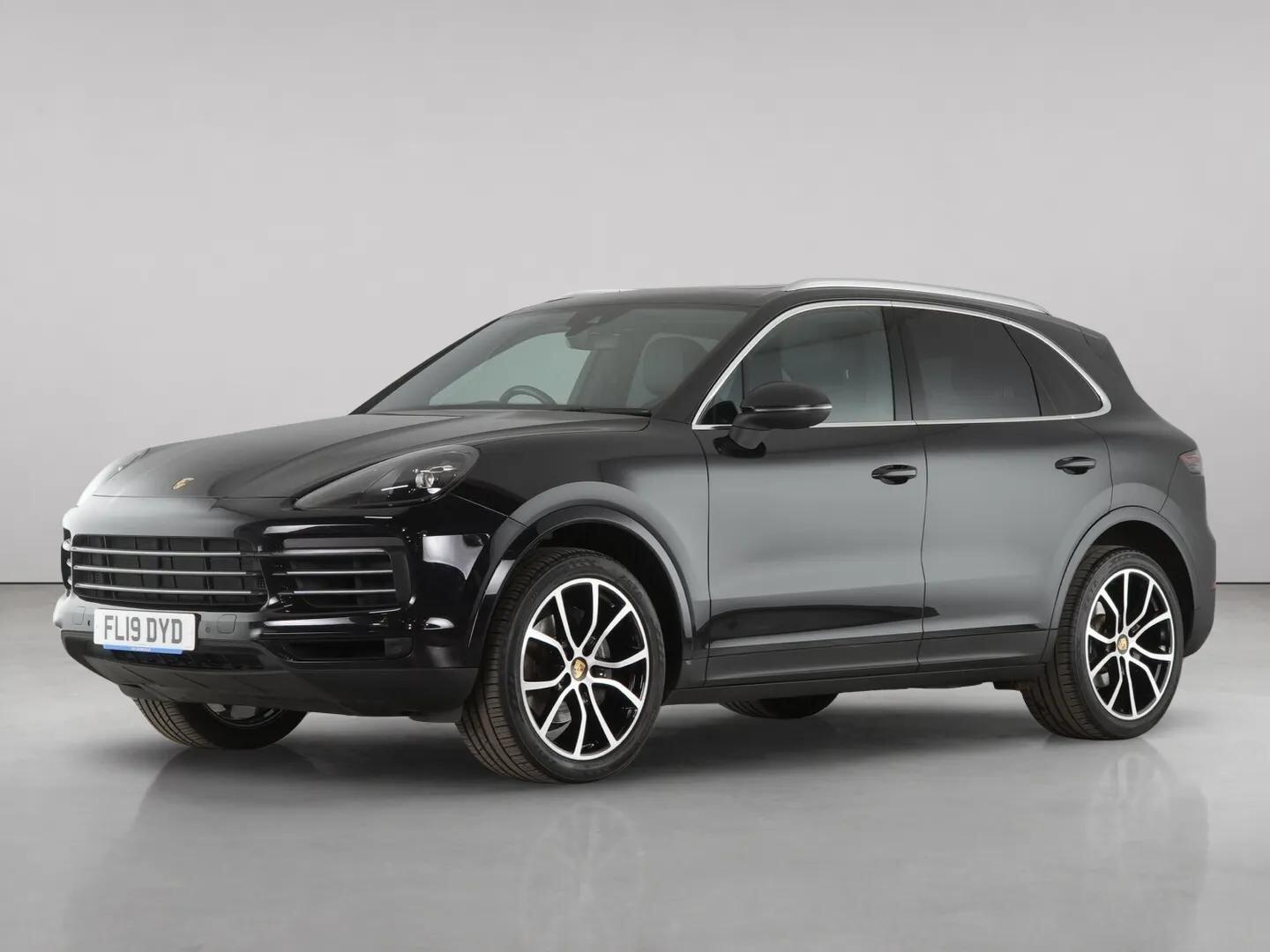 Porsche Cayenne view 2