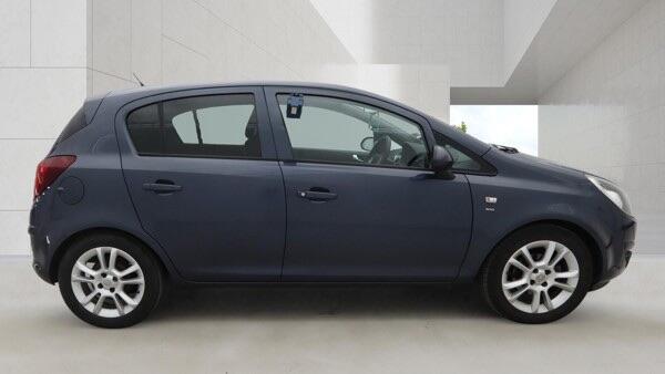 Vauxhall Corsa view 5