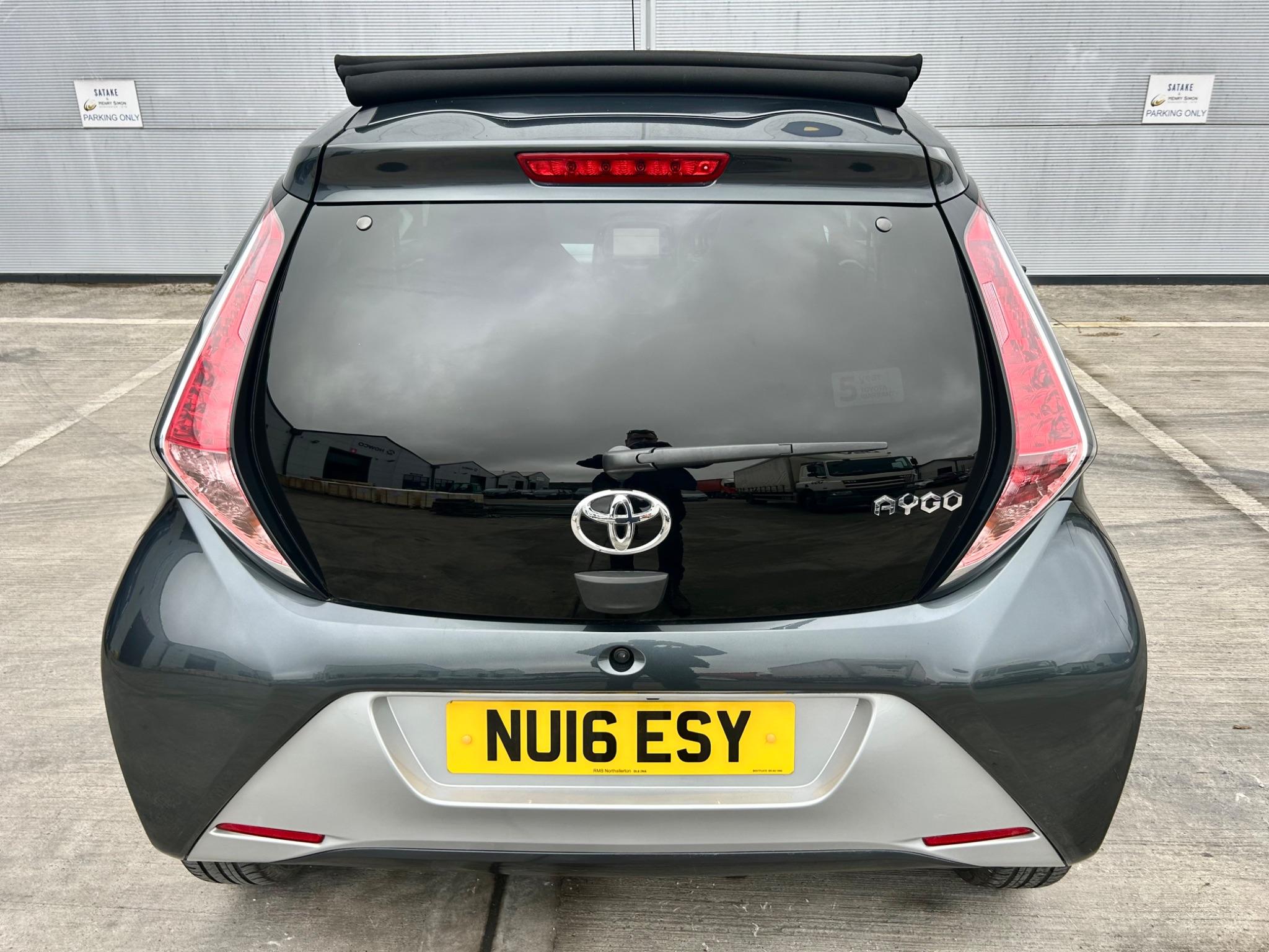 Toyota Aygo view 6