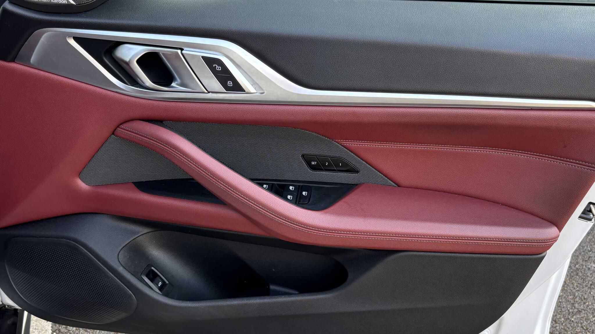 BMW i4 view 18