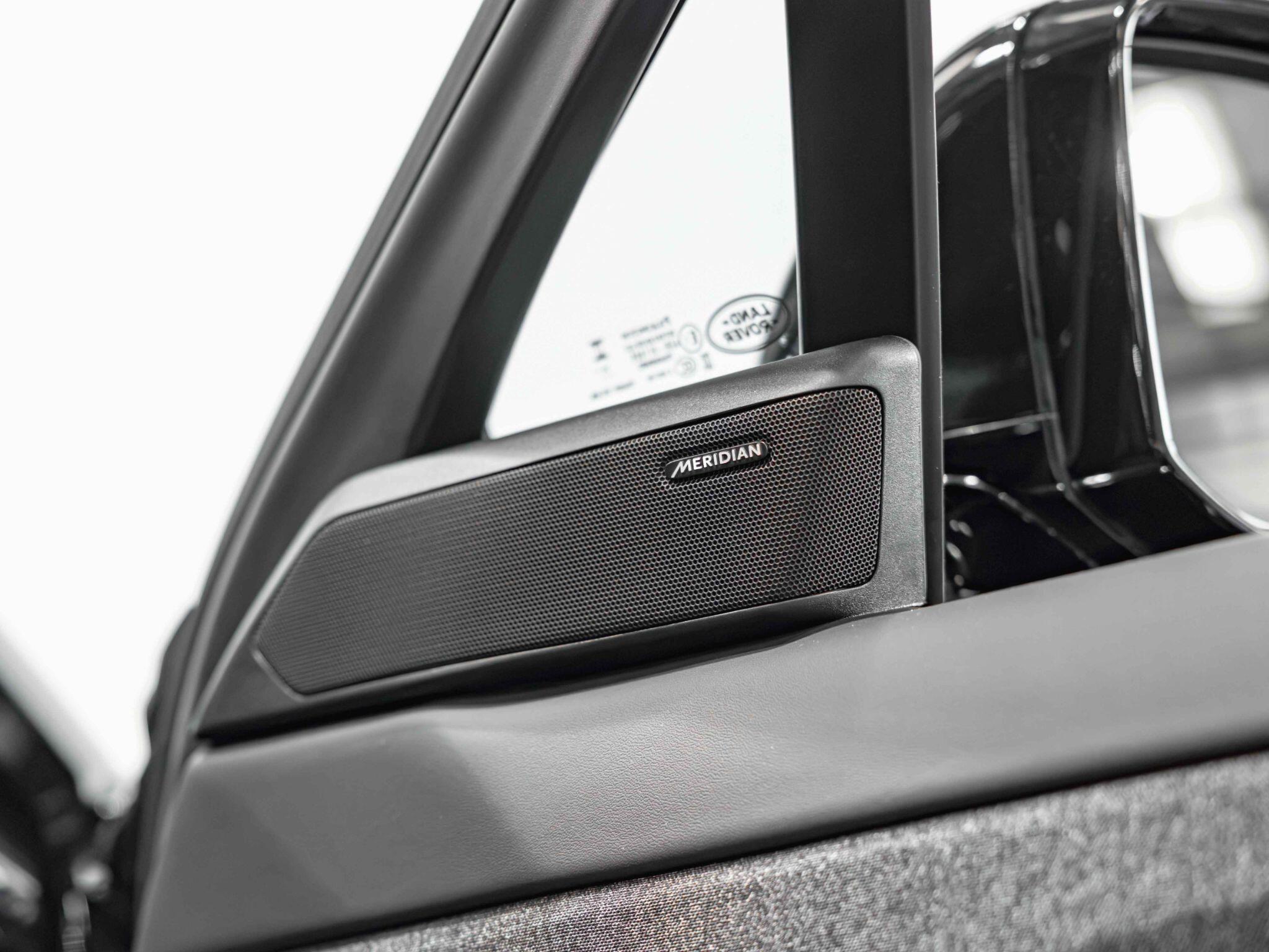 Land Rover Range Rover Sport view 24