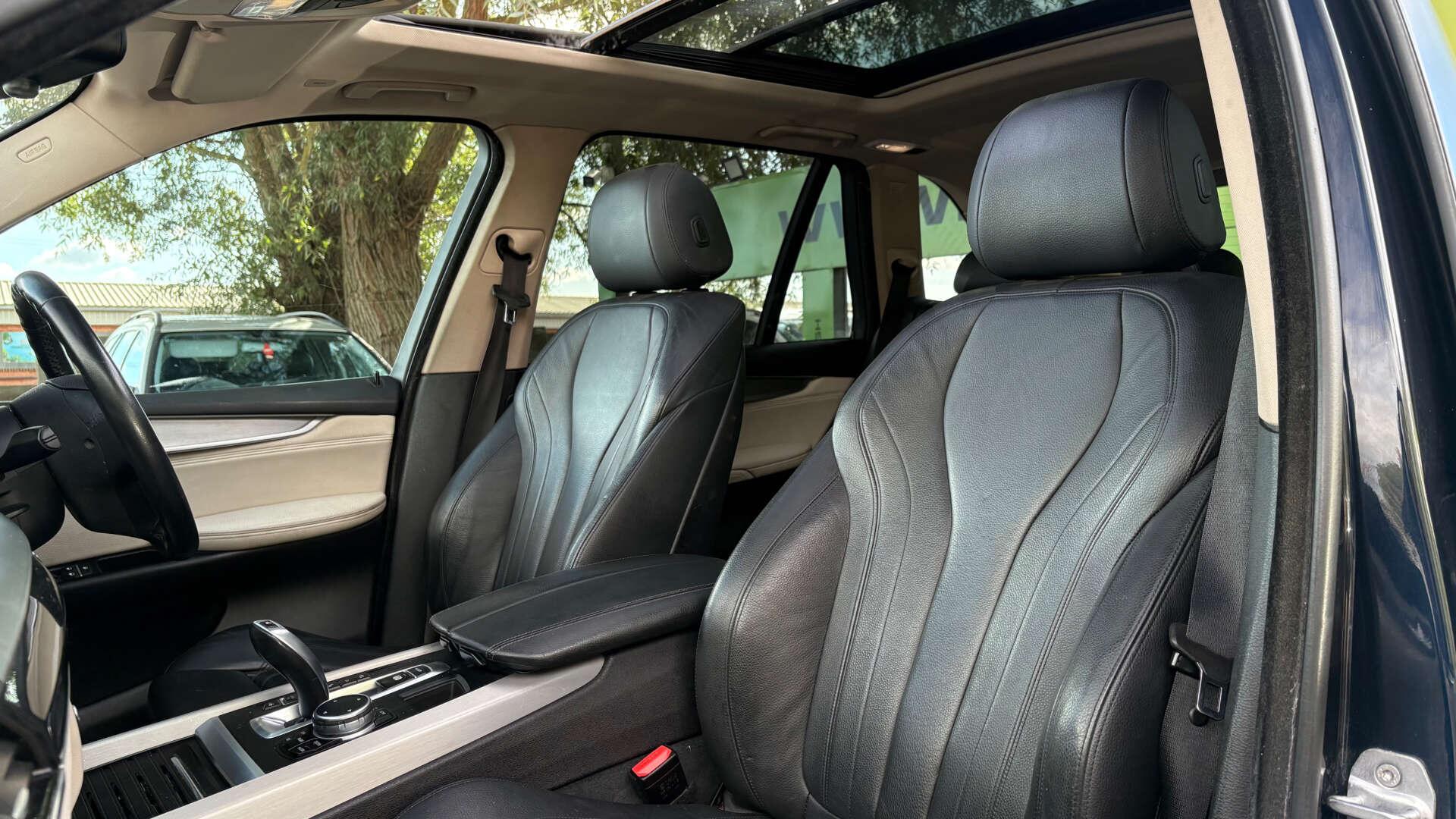 BMW X5 view 17