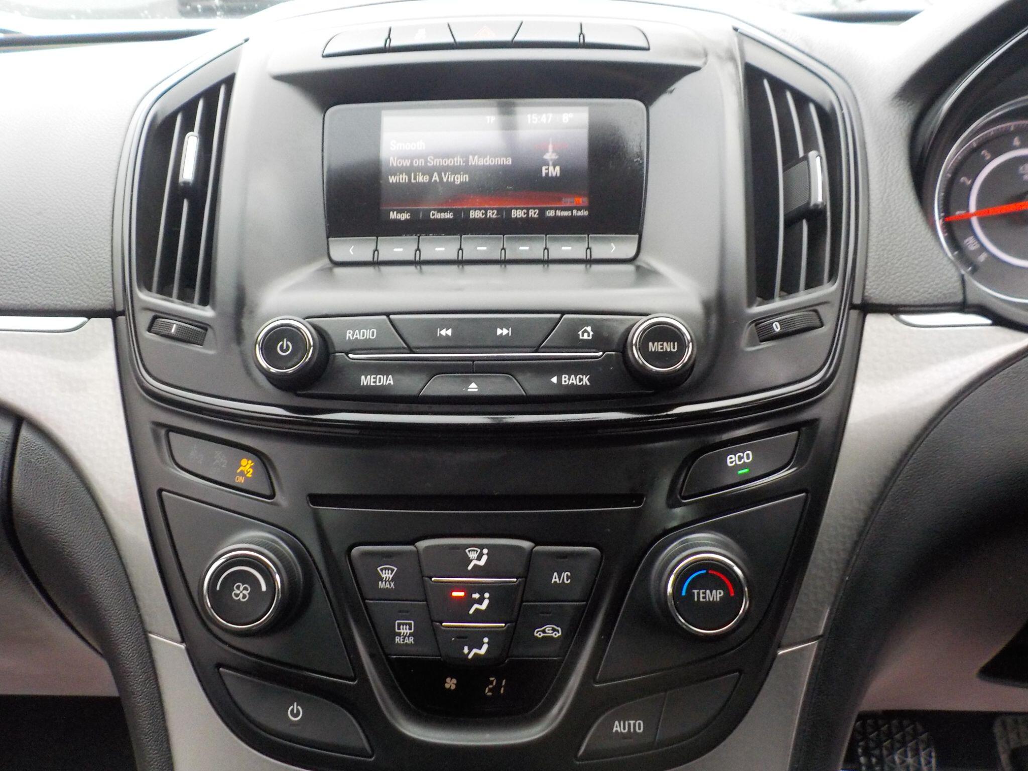 Vauxhall Insignia 1.6 CDTi ecoFLEX Design Euro 6 (s/s) 5dr