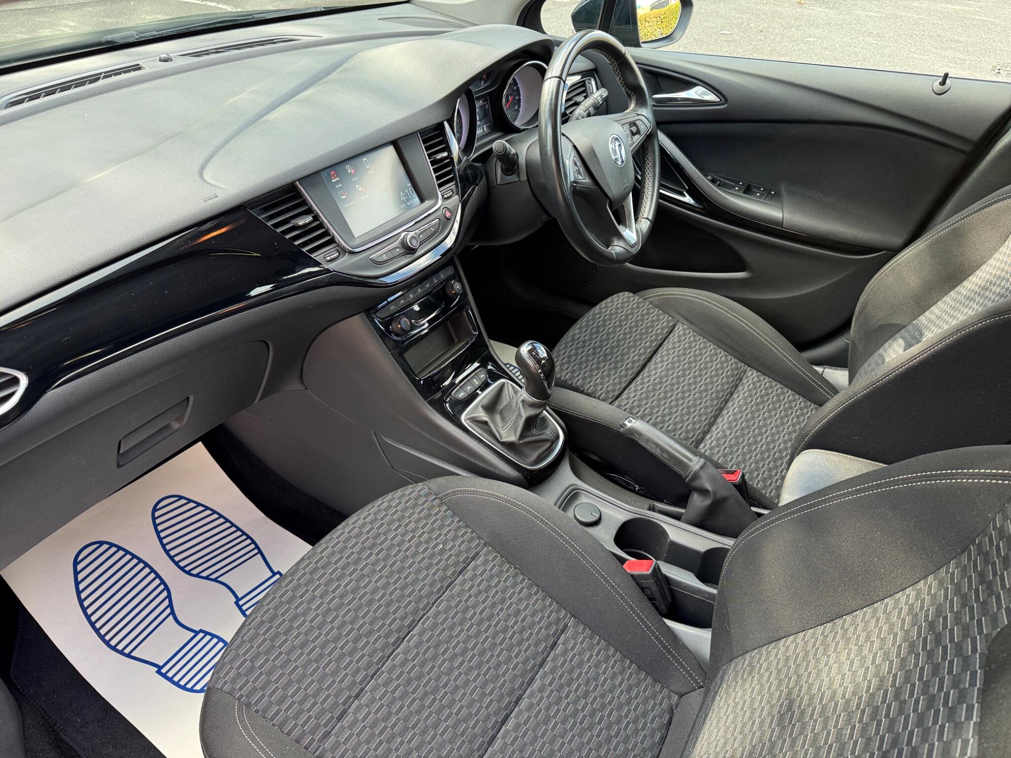 Vauxhall Astra view 42