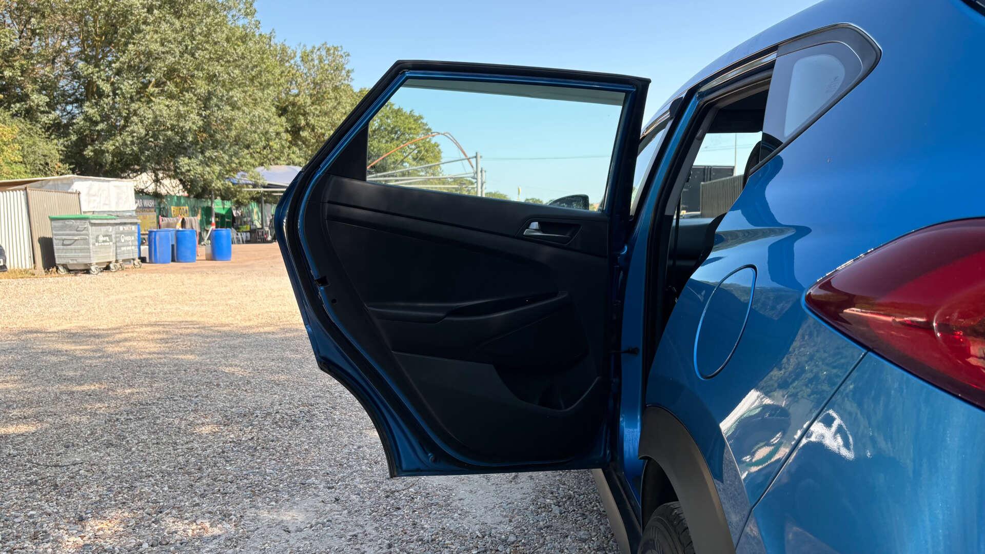 Hyundai Tucson view 29