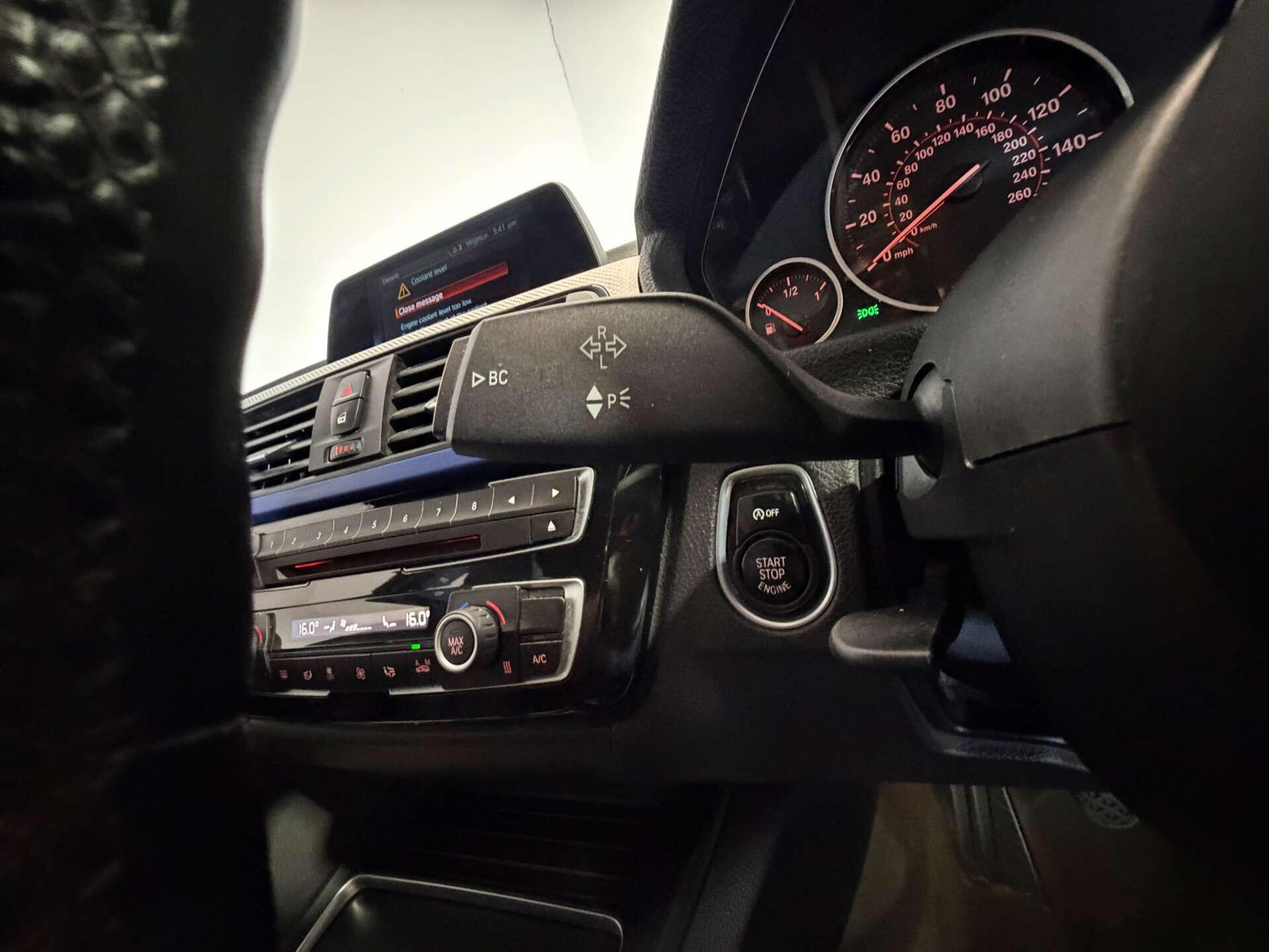 BMW 3 Series view 27