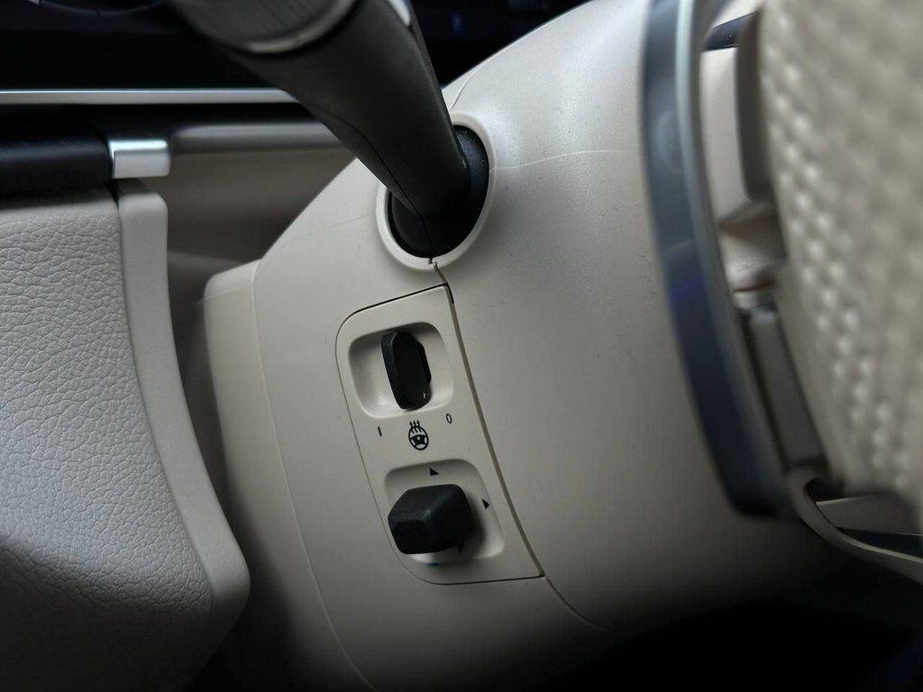 Mercedes-Benz S-Class view 47