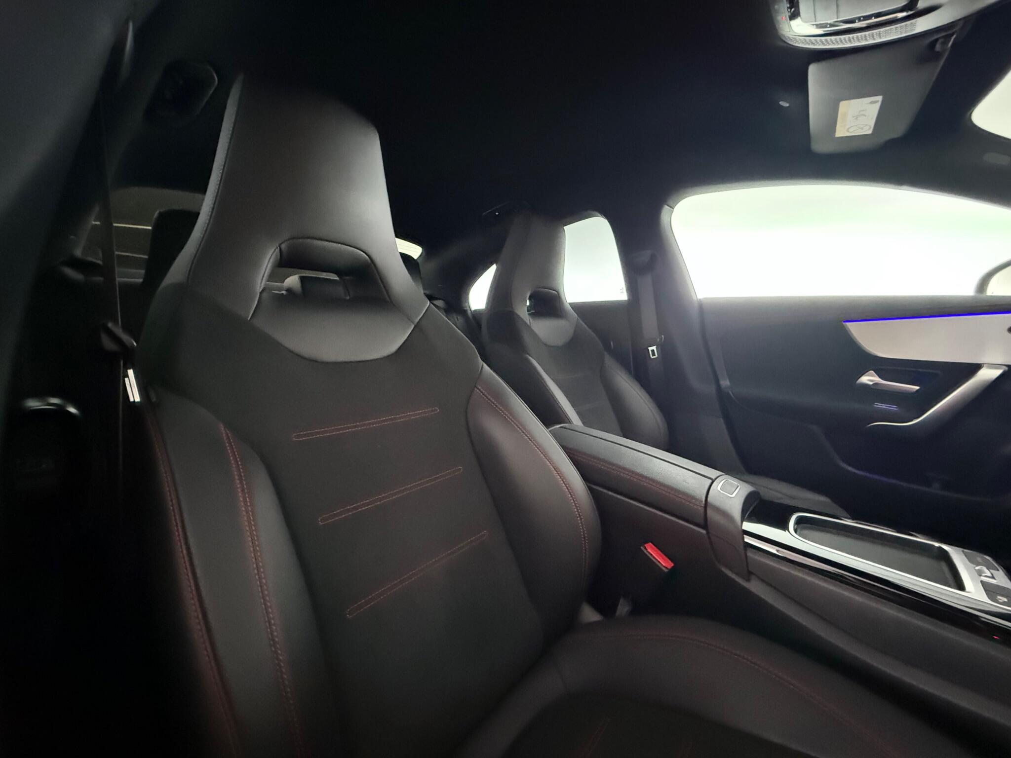 Mercedes-Benz Cla view 33