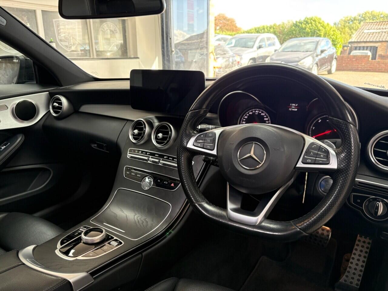 Mercedes-Benz C-Class view 12