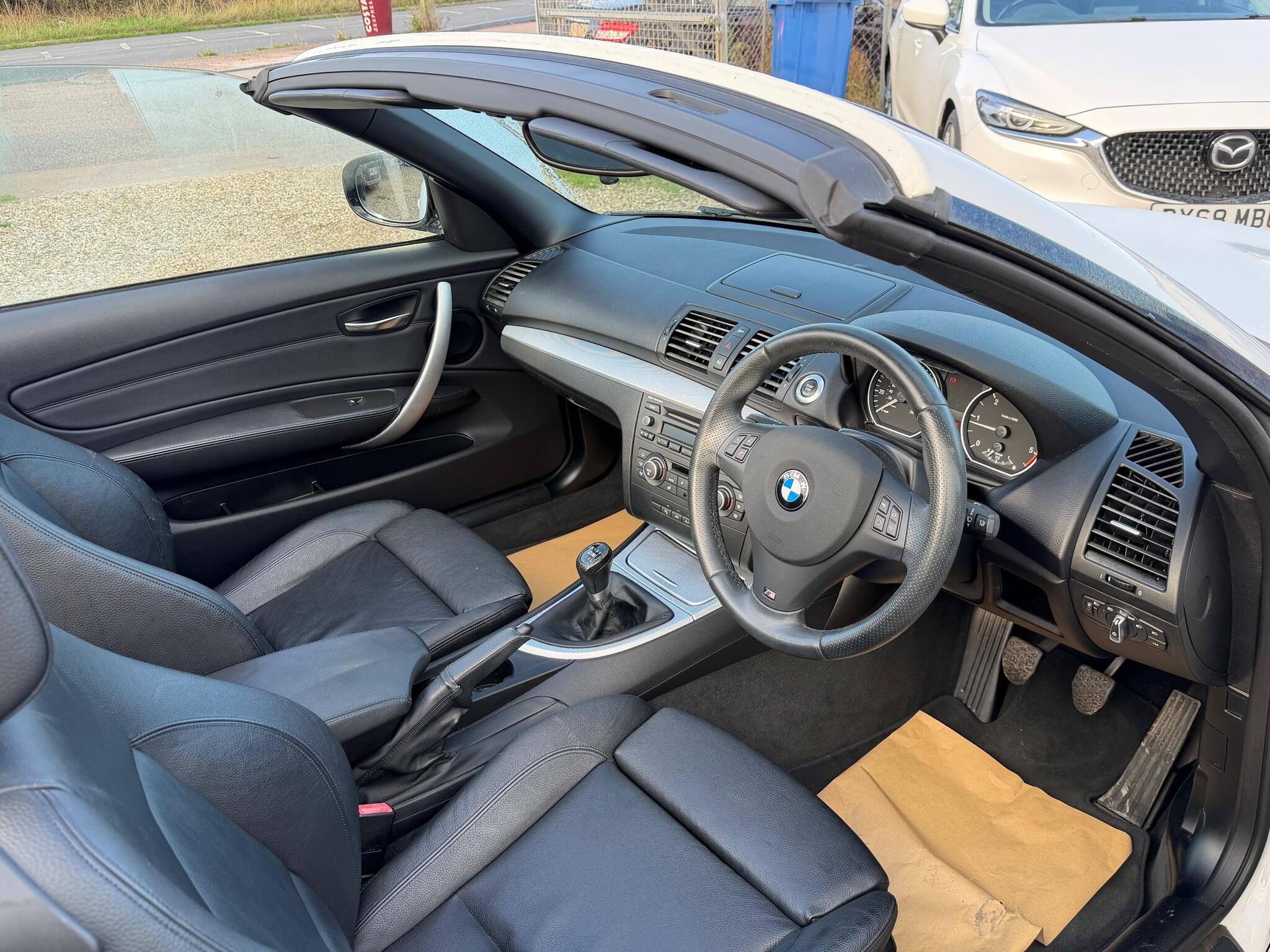 BMW 1 Series view 13
