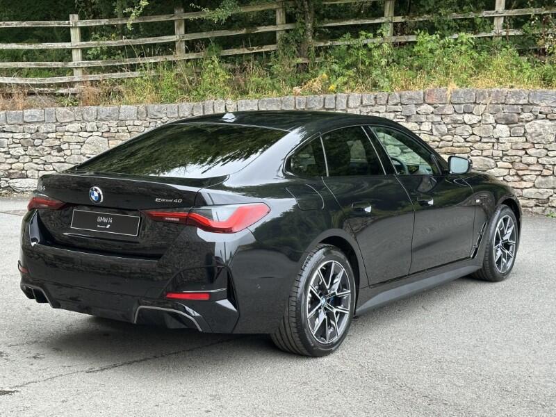BMW i4 view 53