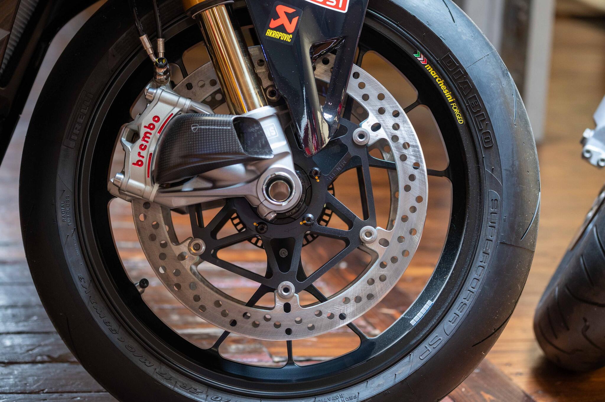Ducati Panigale V4 view 11