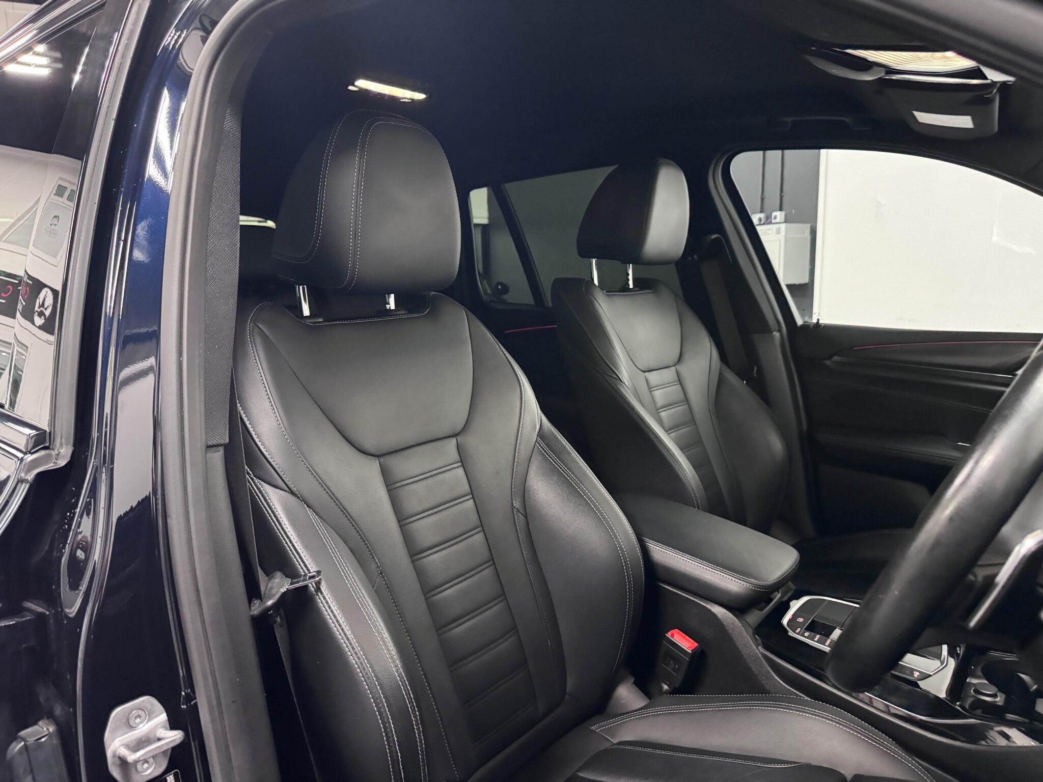 BMW X3 view 29