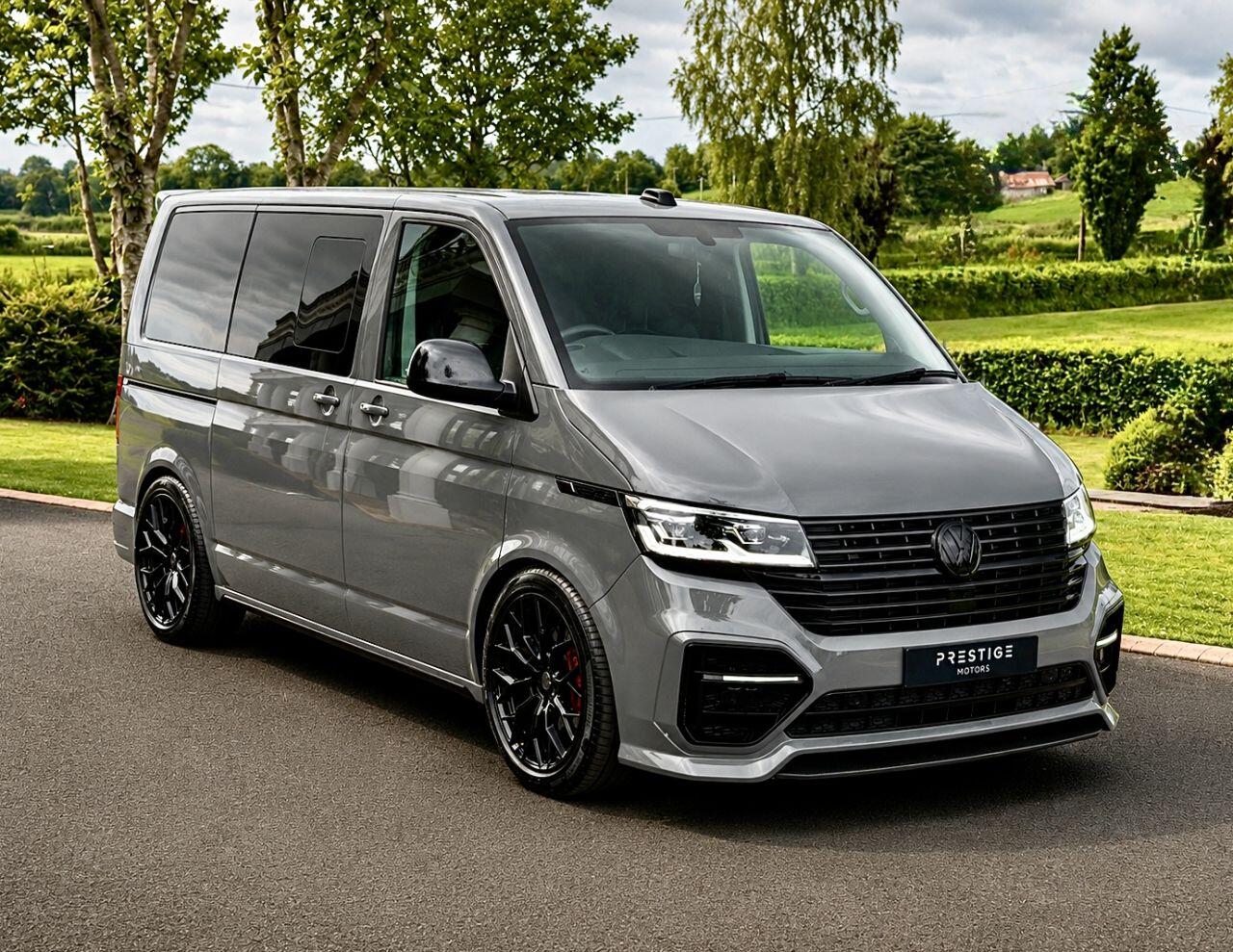 Volkswagen Transporter view 10