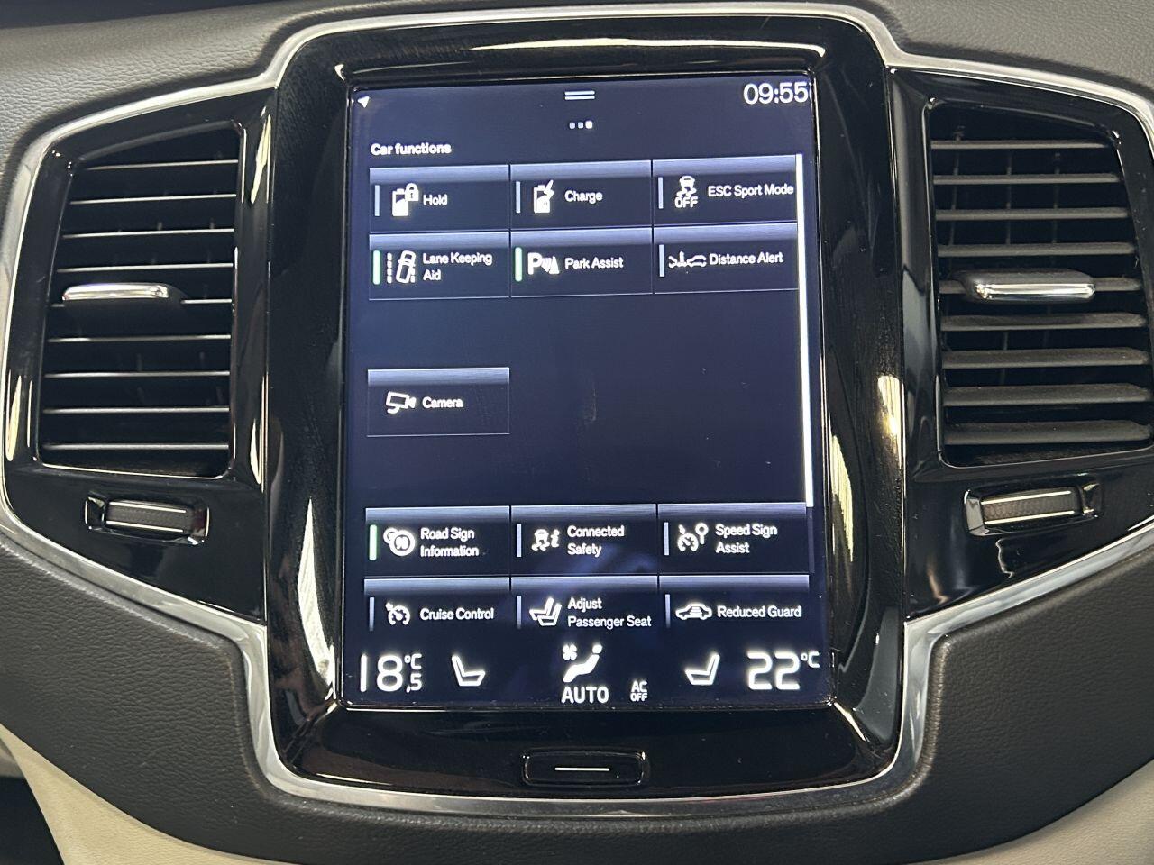 Volvo XC90 view 47