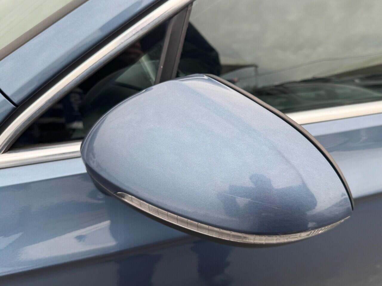 Volkswagen Passat view 51