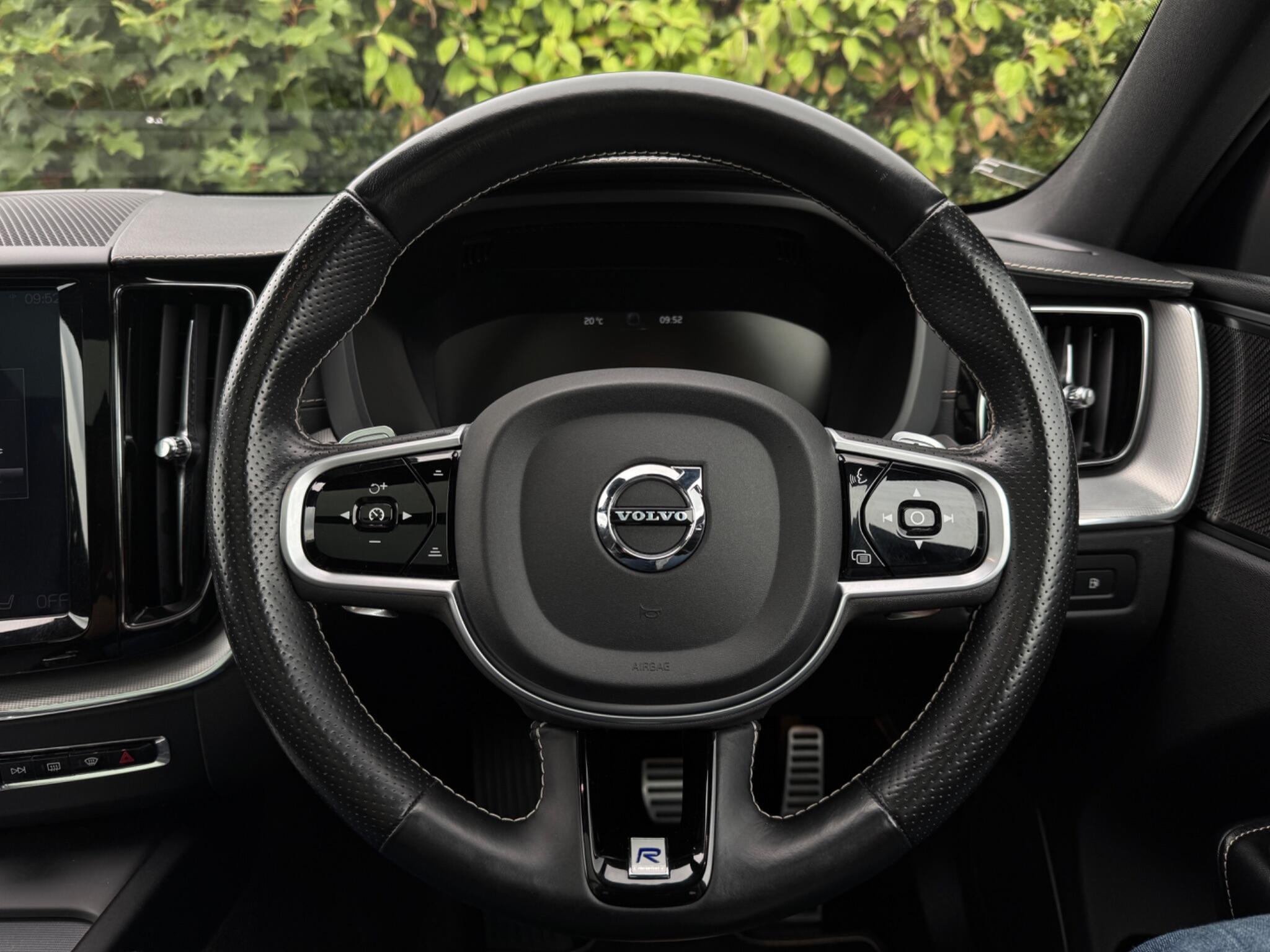 Volvo XC60 view 24