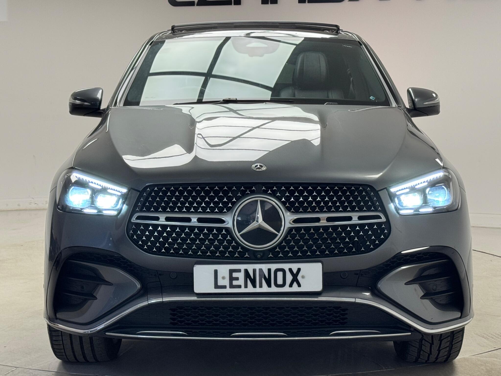 Mercedes-Benz Gle view 2