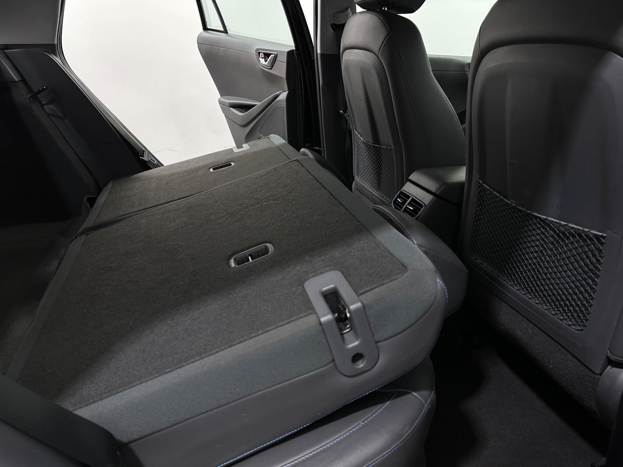 Hyundai IONIQ view 46