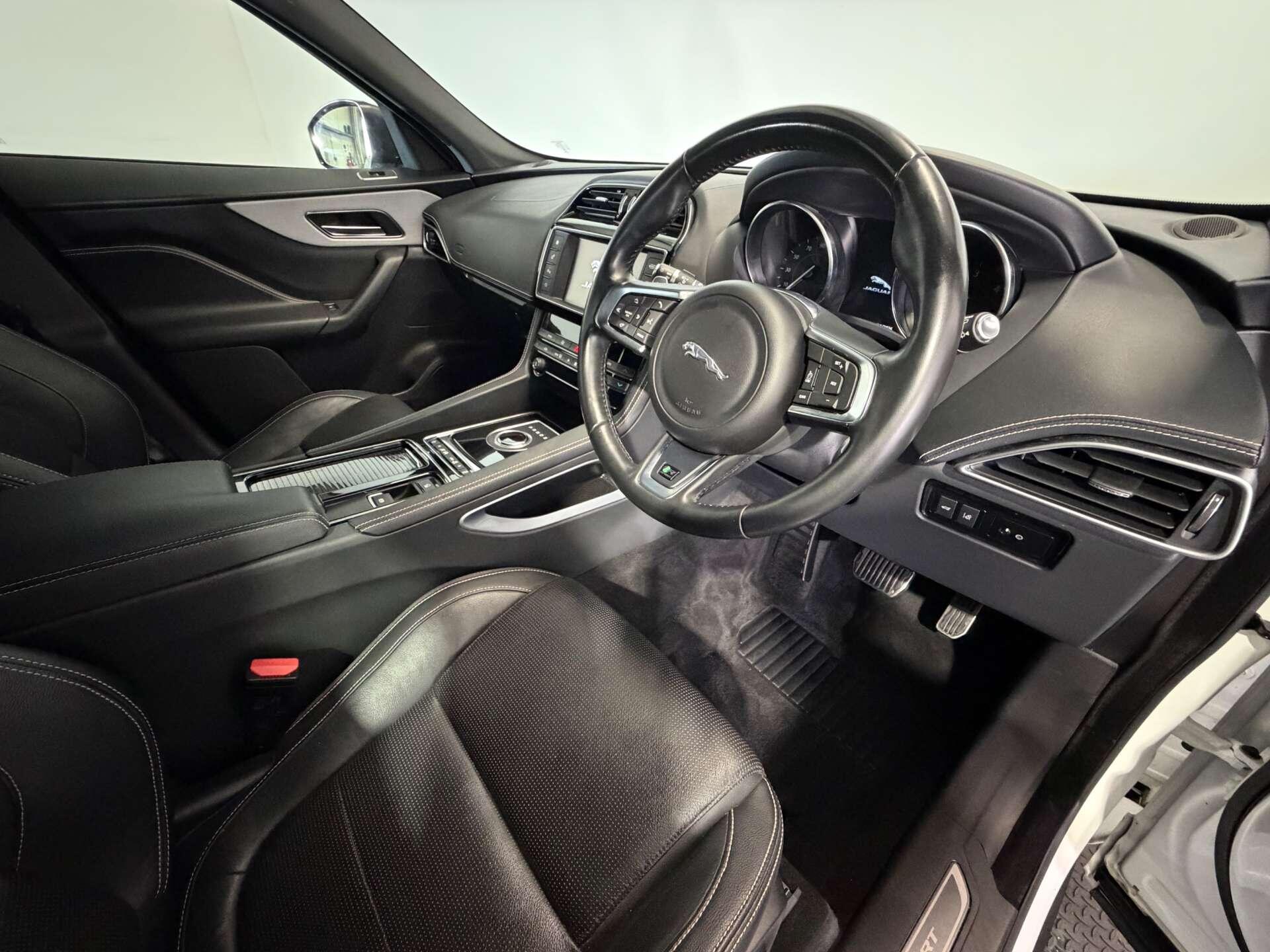 Jaguar F-Pace view 17