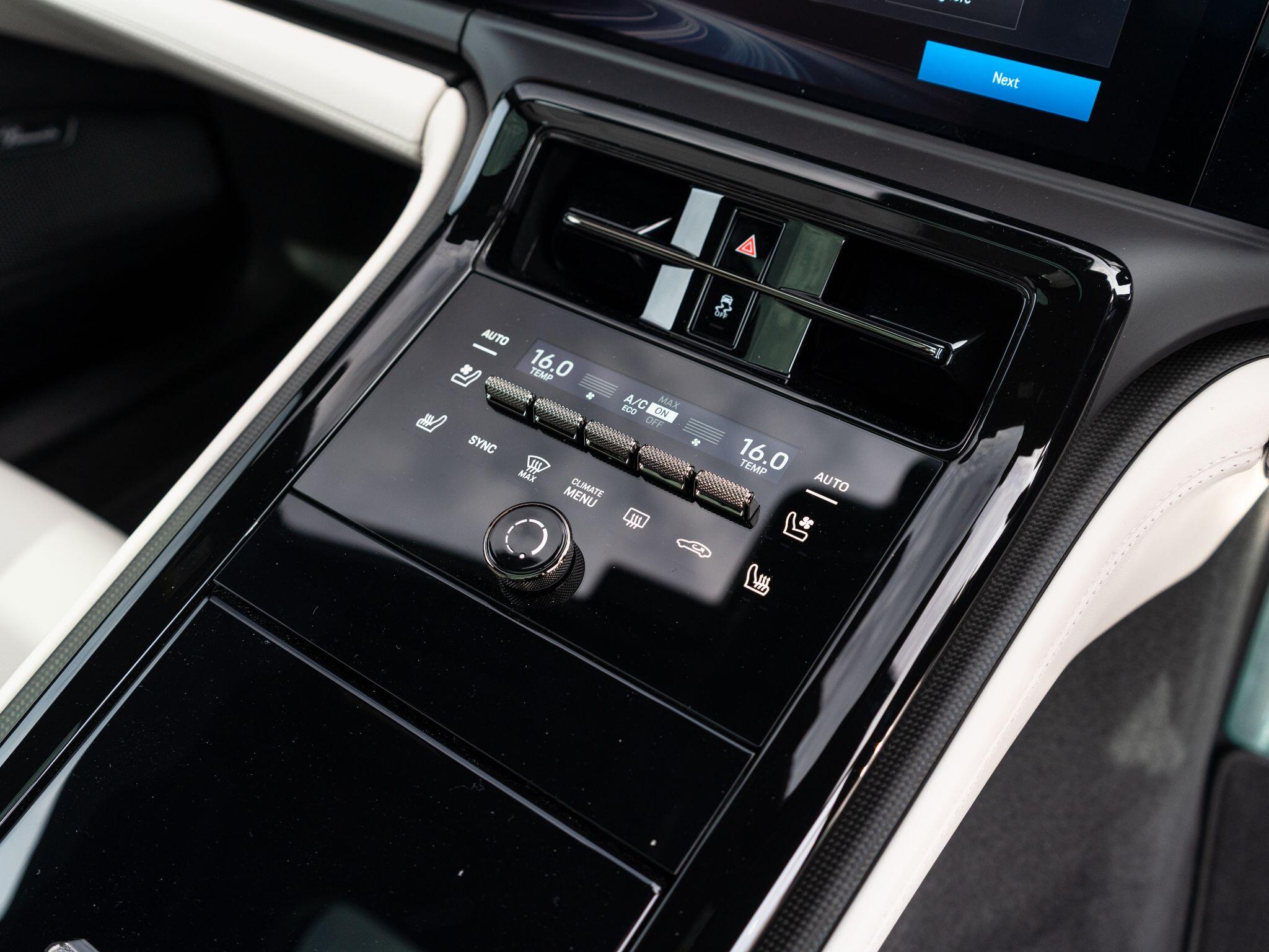 Porsche Panamera view 45