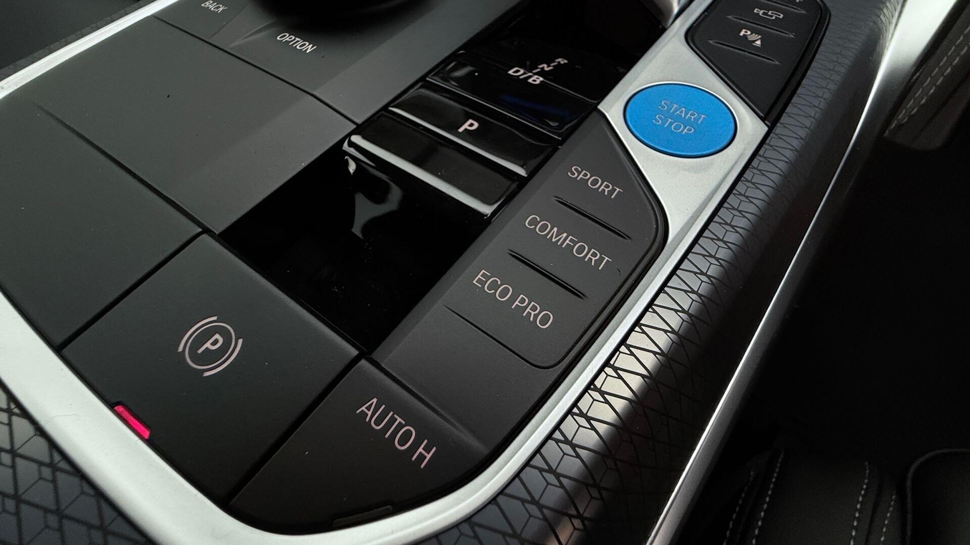 BMW i4 view 19