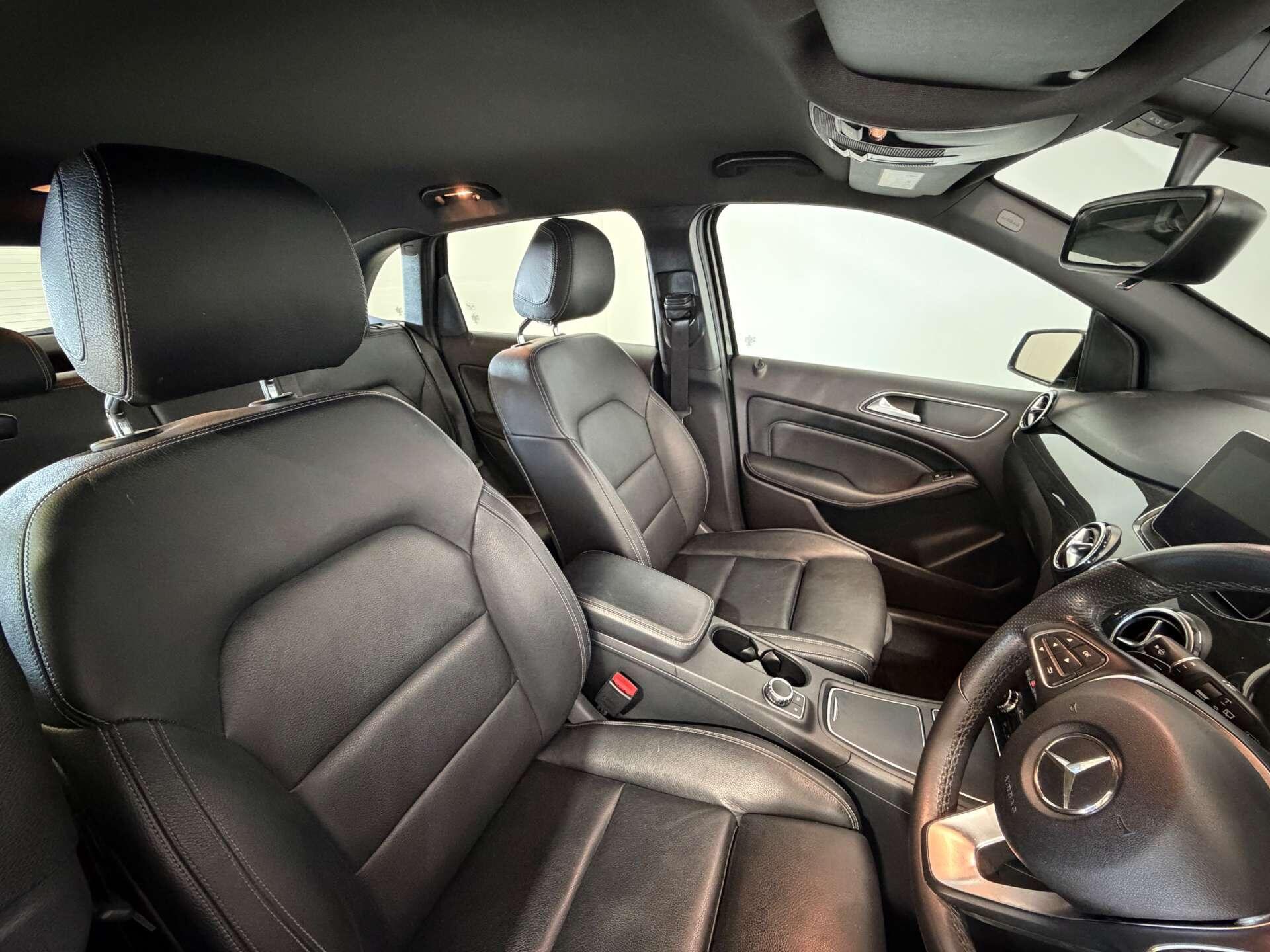 Mercedes-Benz B-Class view 15