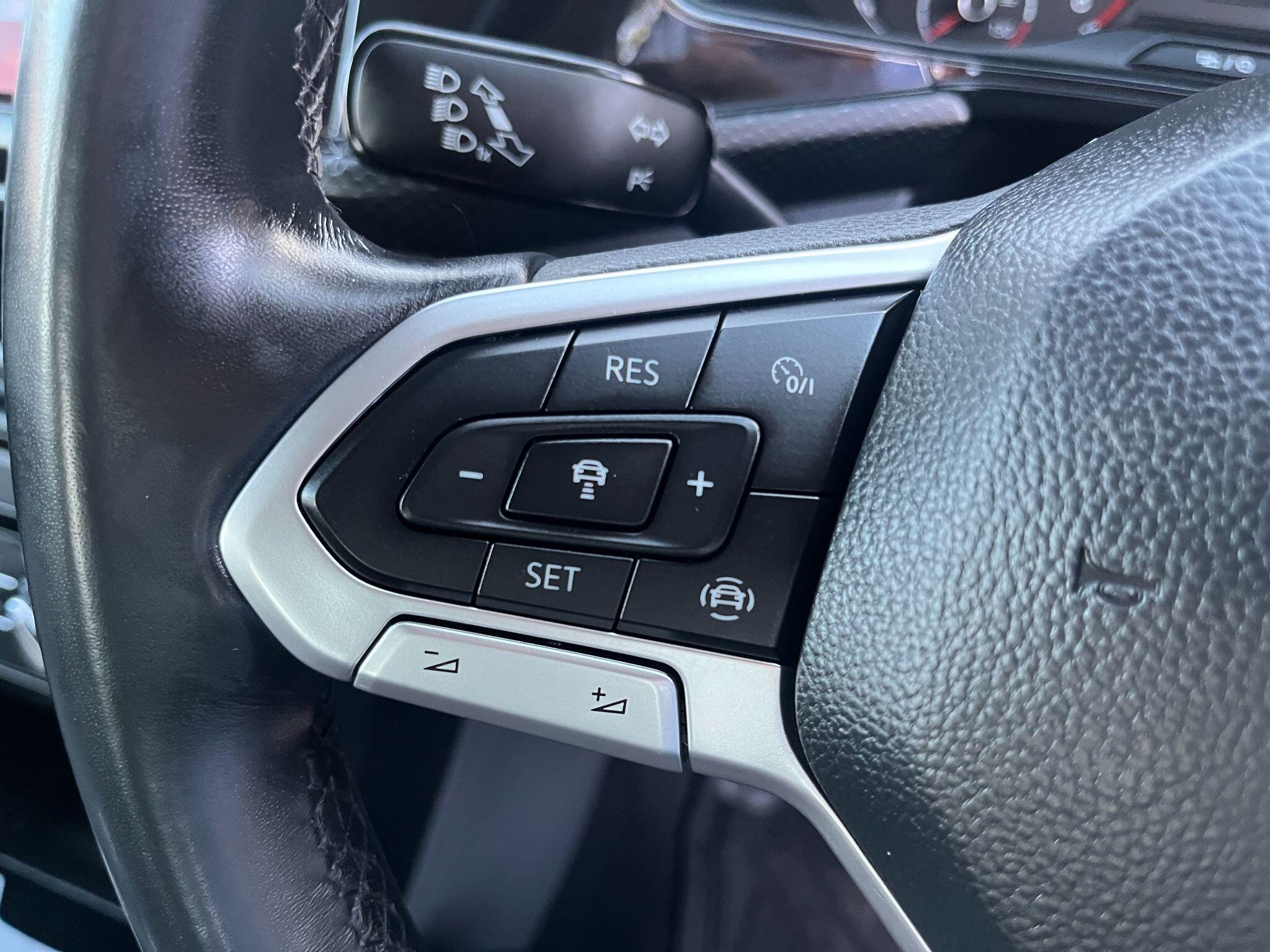 Volkswagen T-Cross view 19
