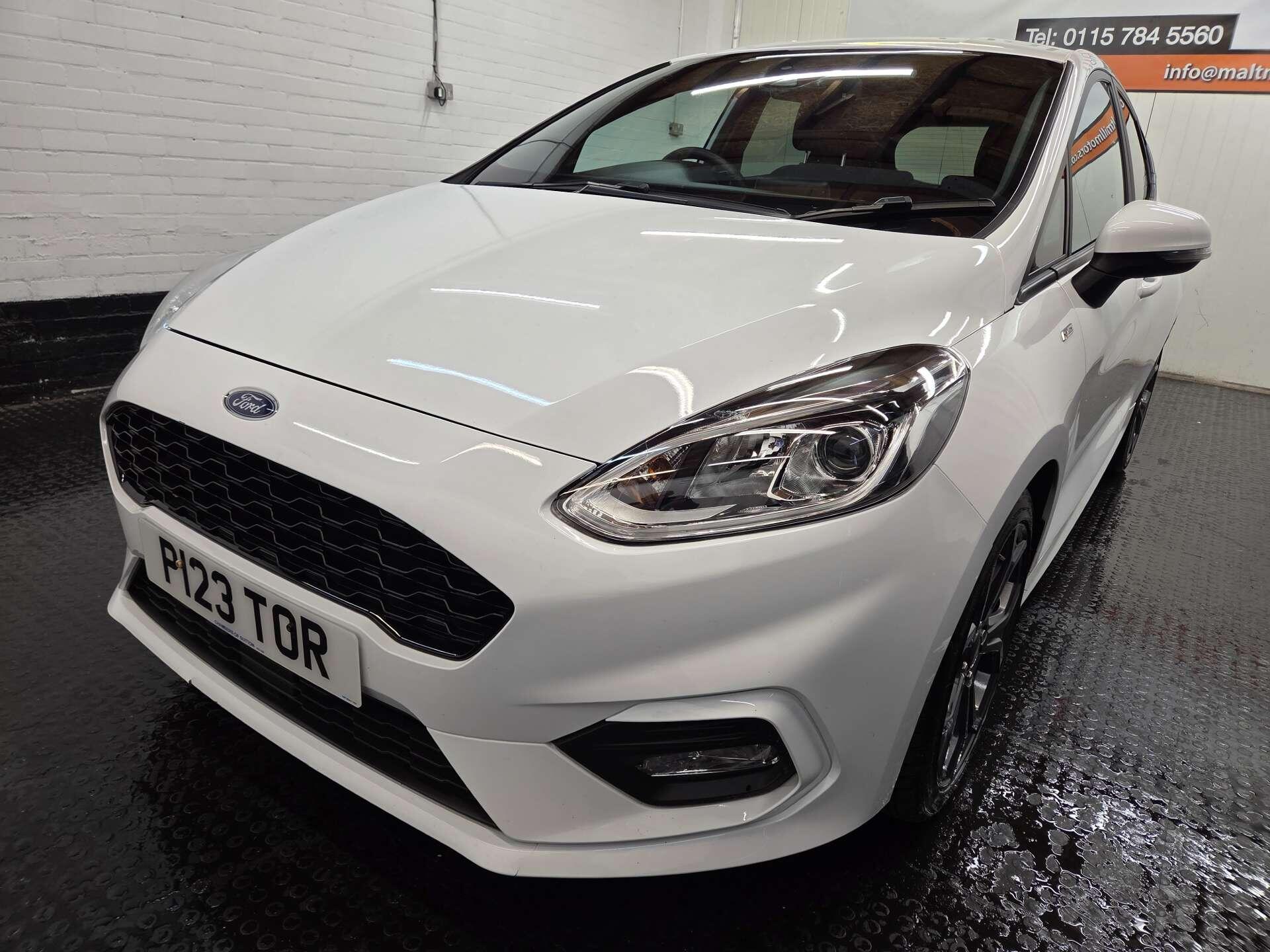 Ford Fiesta view 3