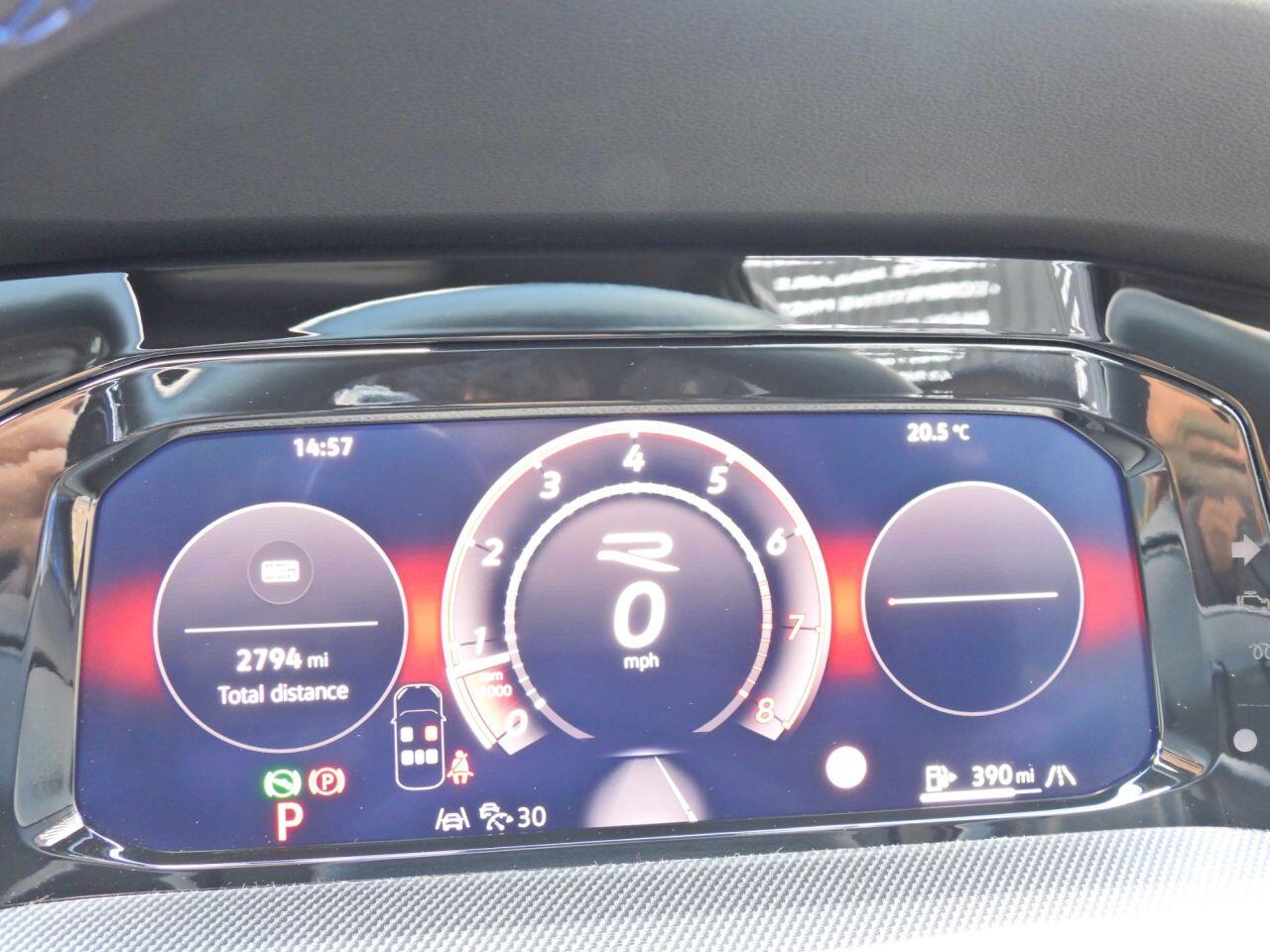 Volkswagen Golf view 26