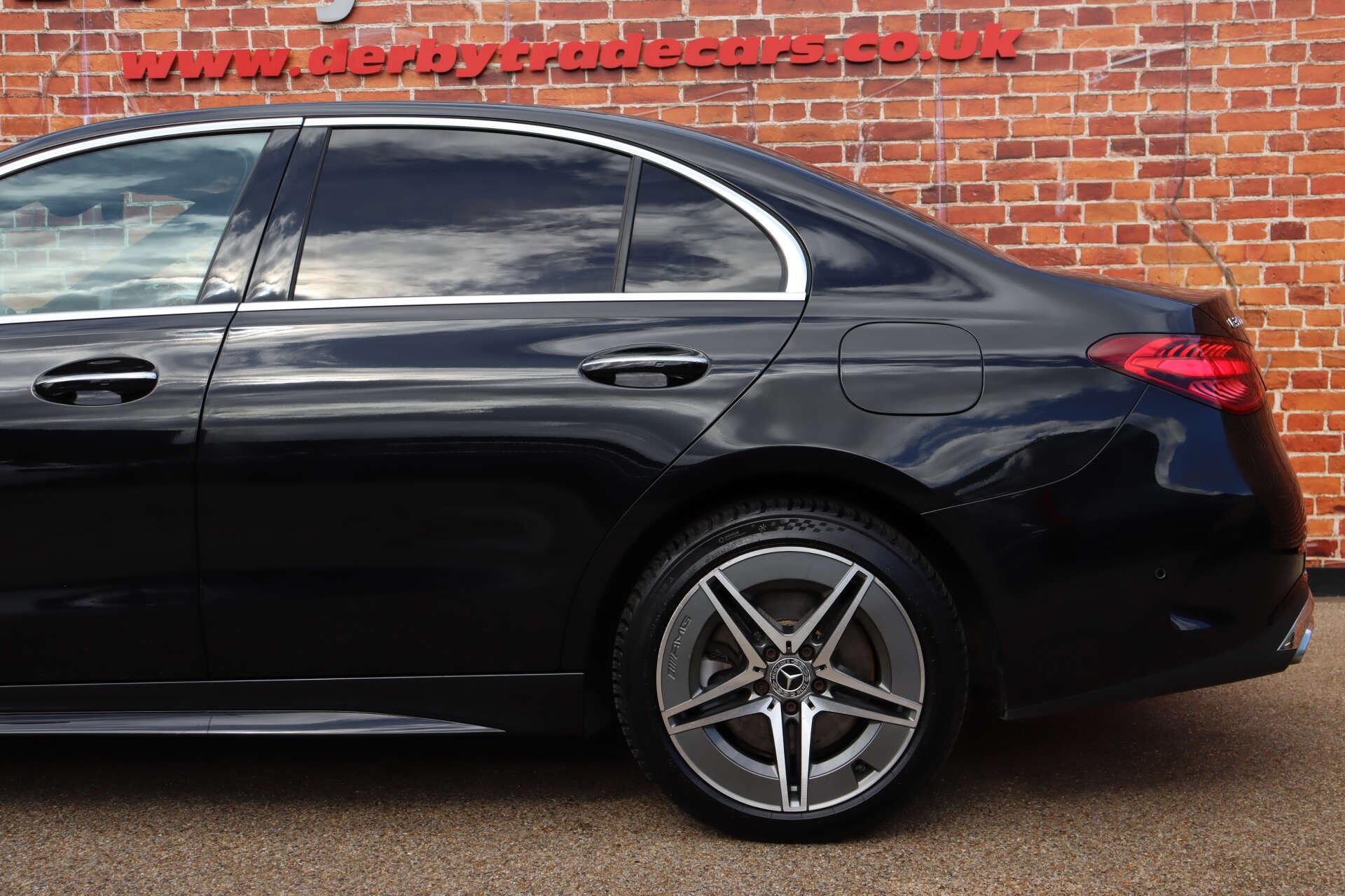 Mercedes-Benz C Class view 21