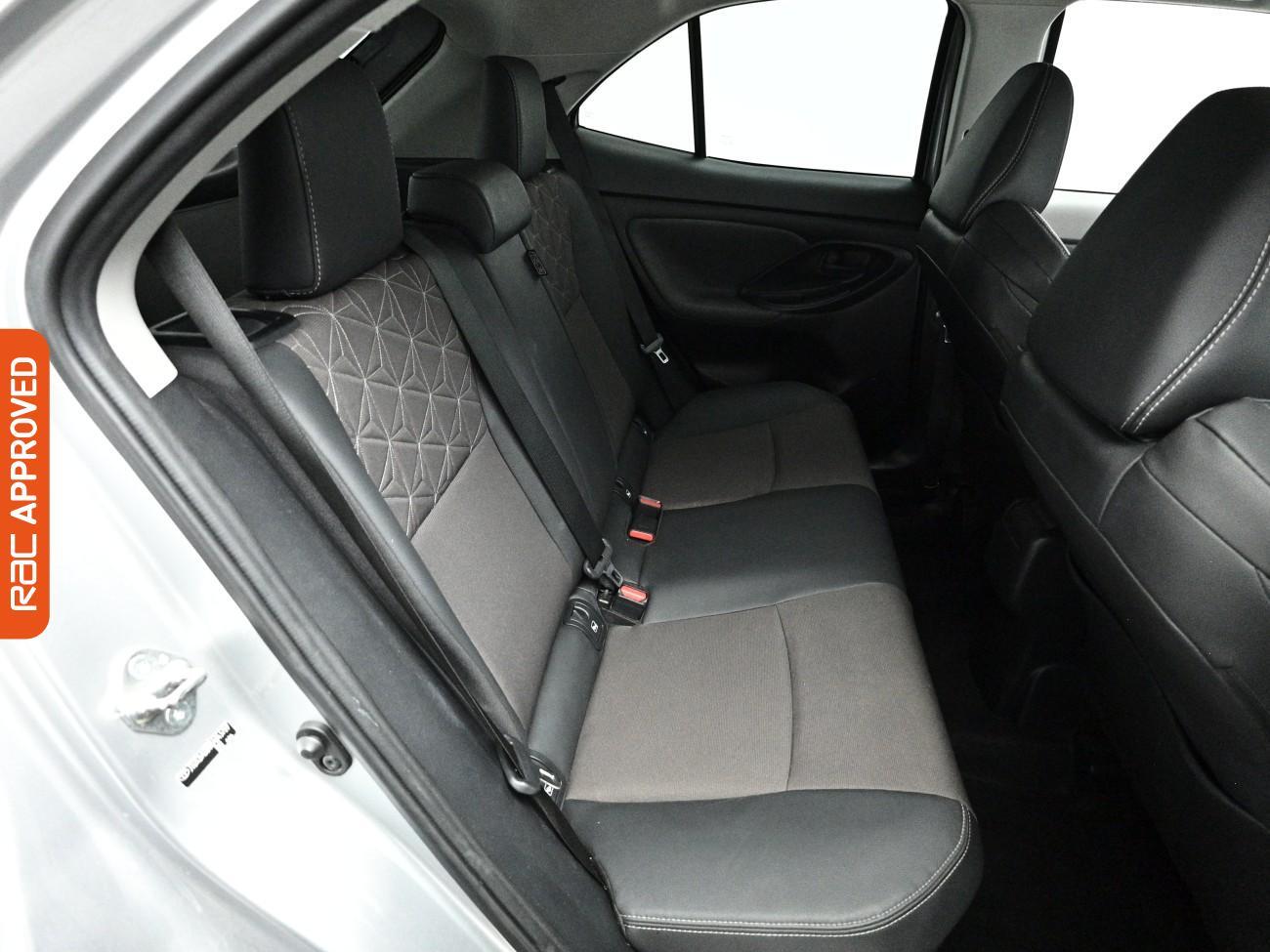 Toyota Yaris Cross view 13