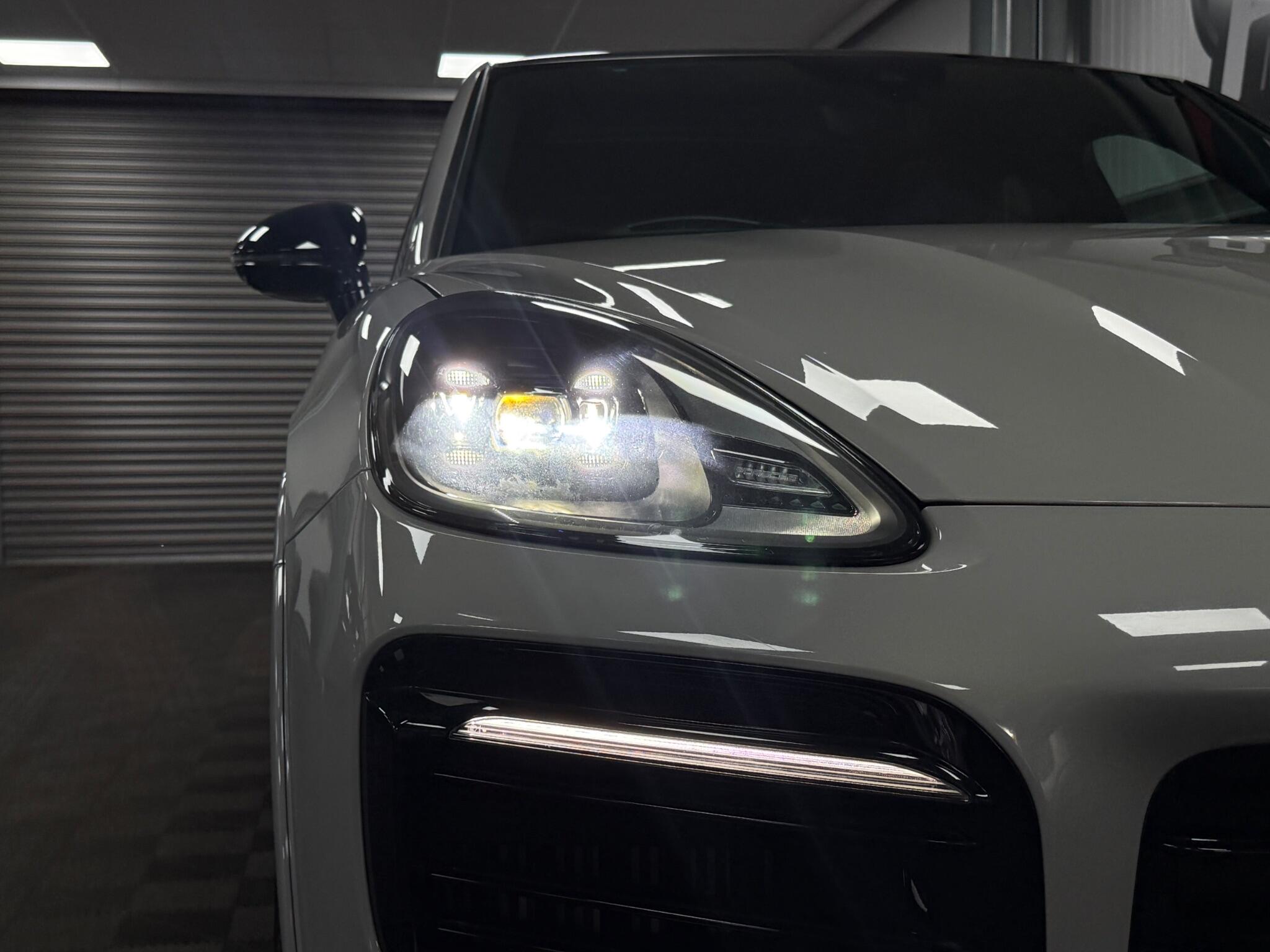 Porsche Cayenne view 46