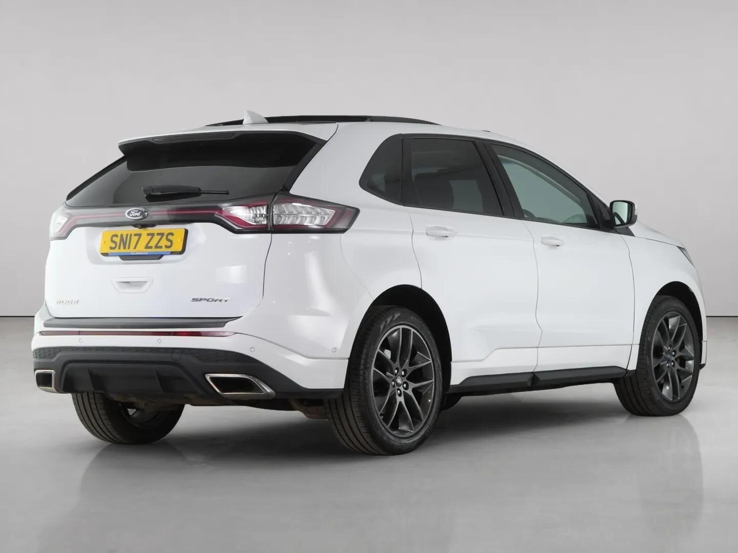 Ford Edge view 8