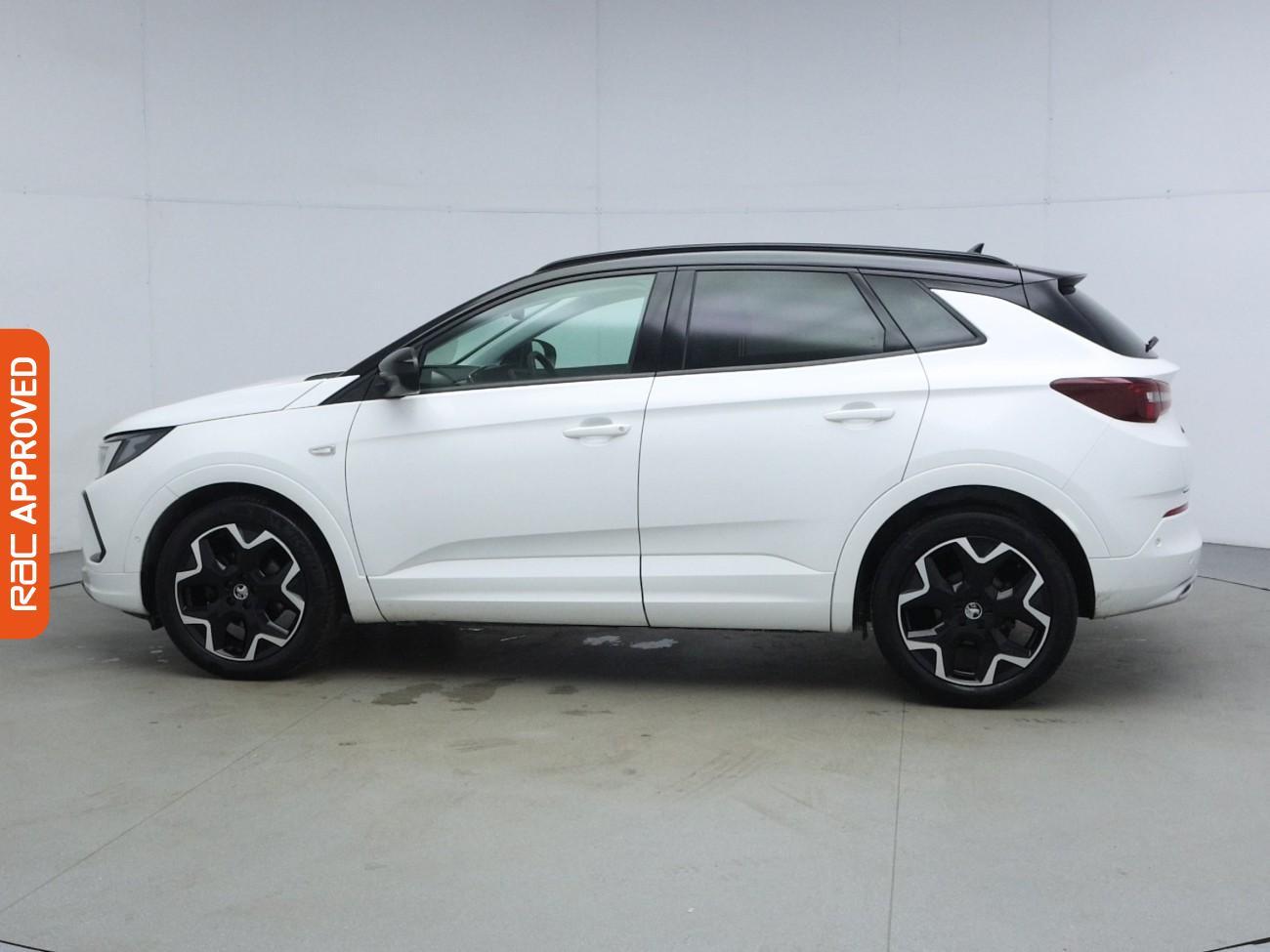 Vauxhall Grandland view 28