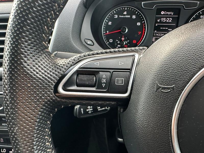 Audi Q3 view 34