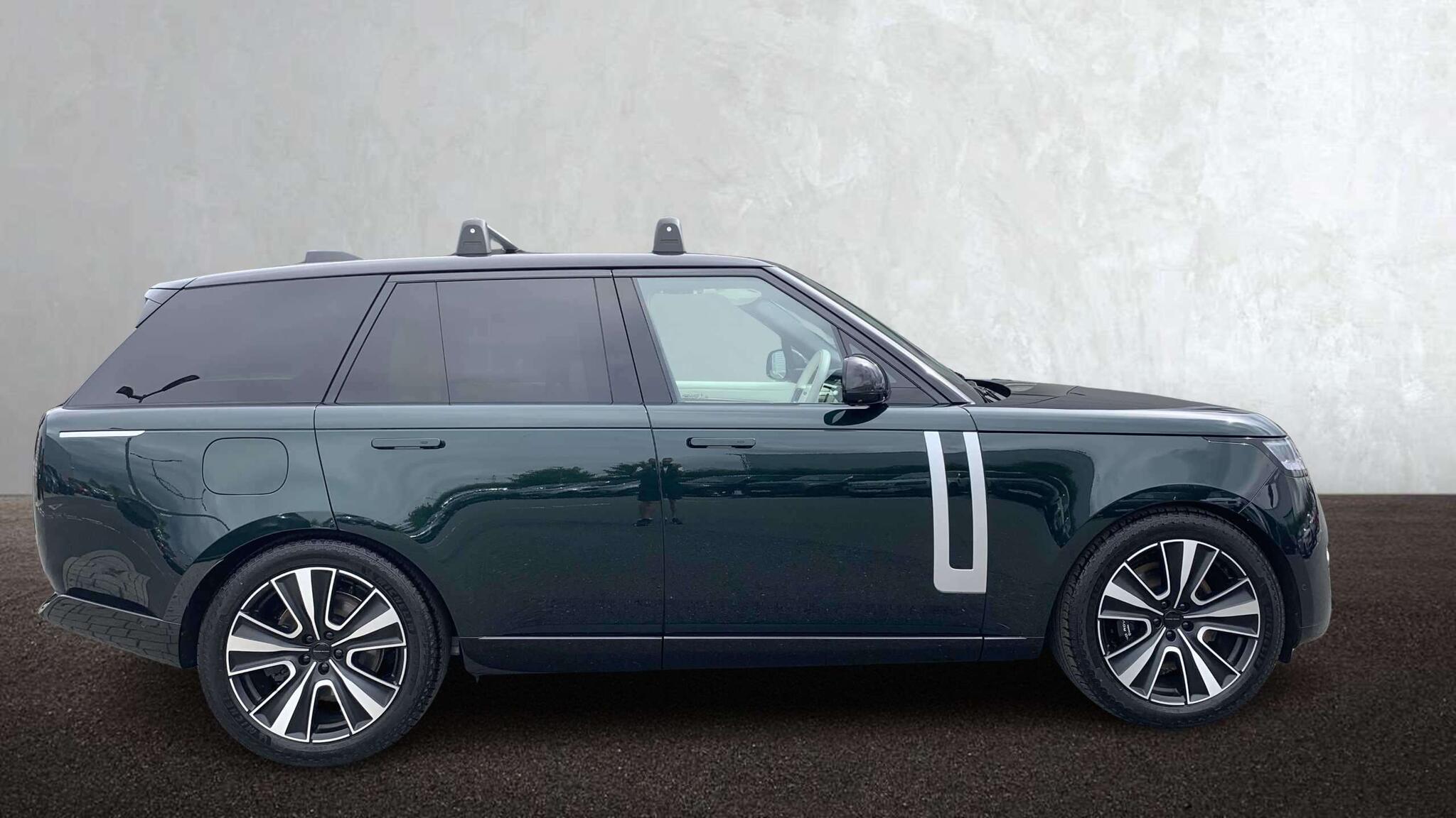 Land Rover Range Rover view 5