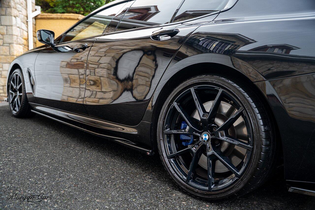 BMW 8 Series view 9