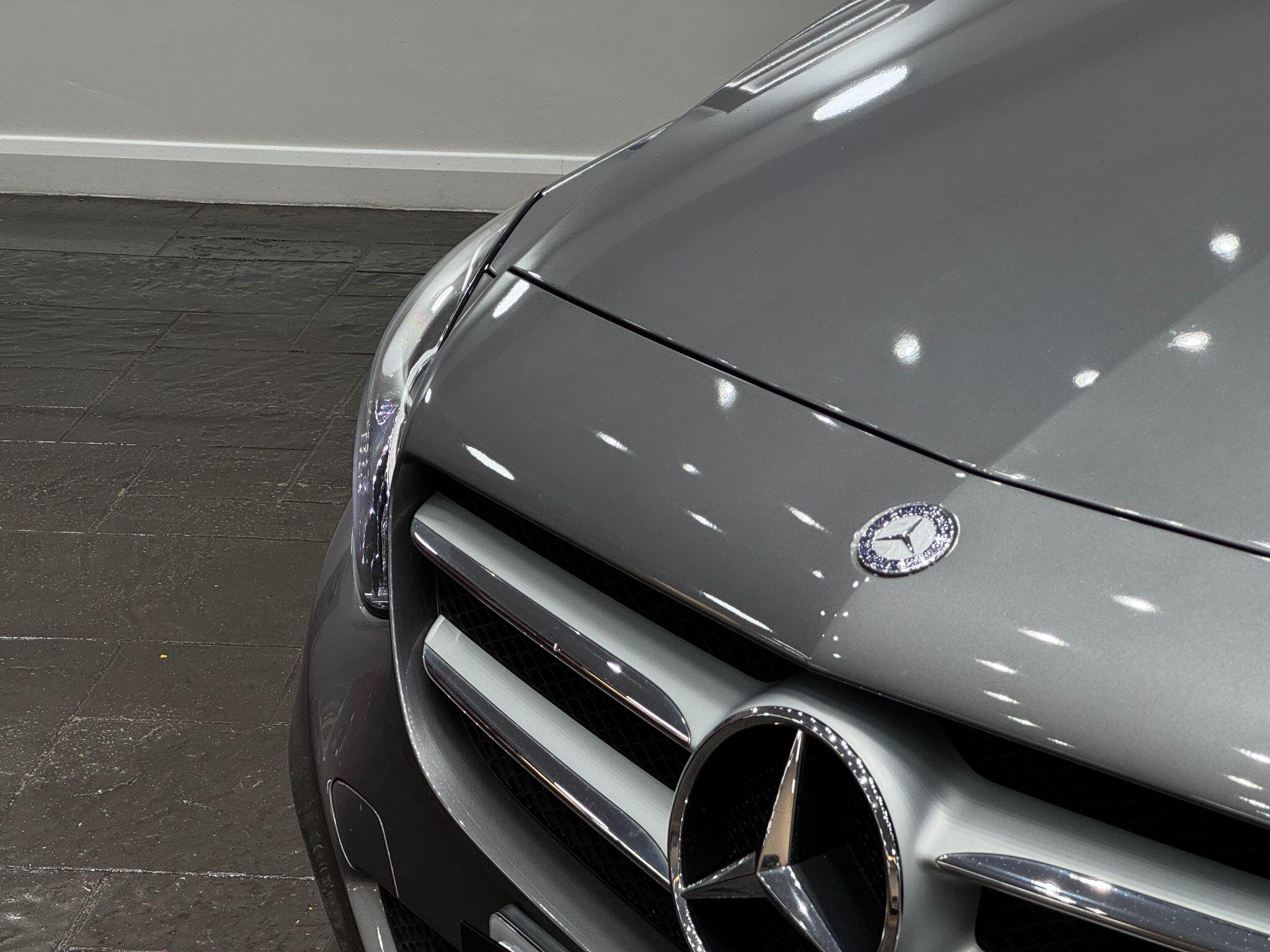 Mercedes-Benz B-Class view 9