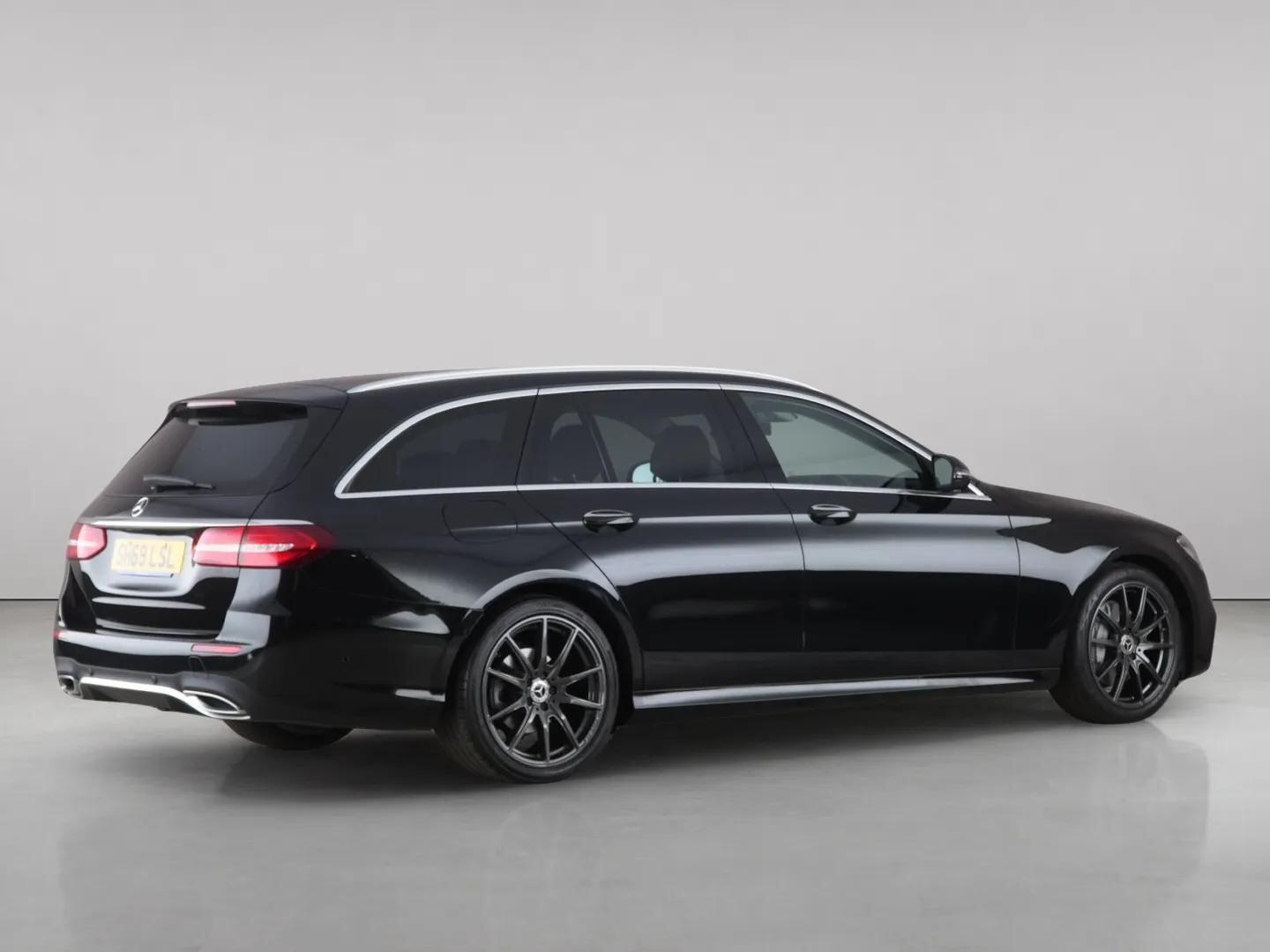 Mercedes-Benz E-Class view 6