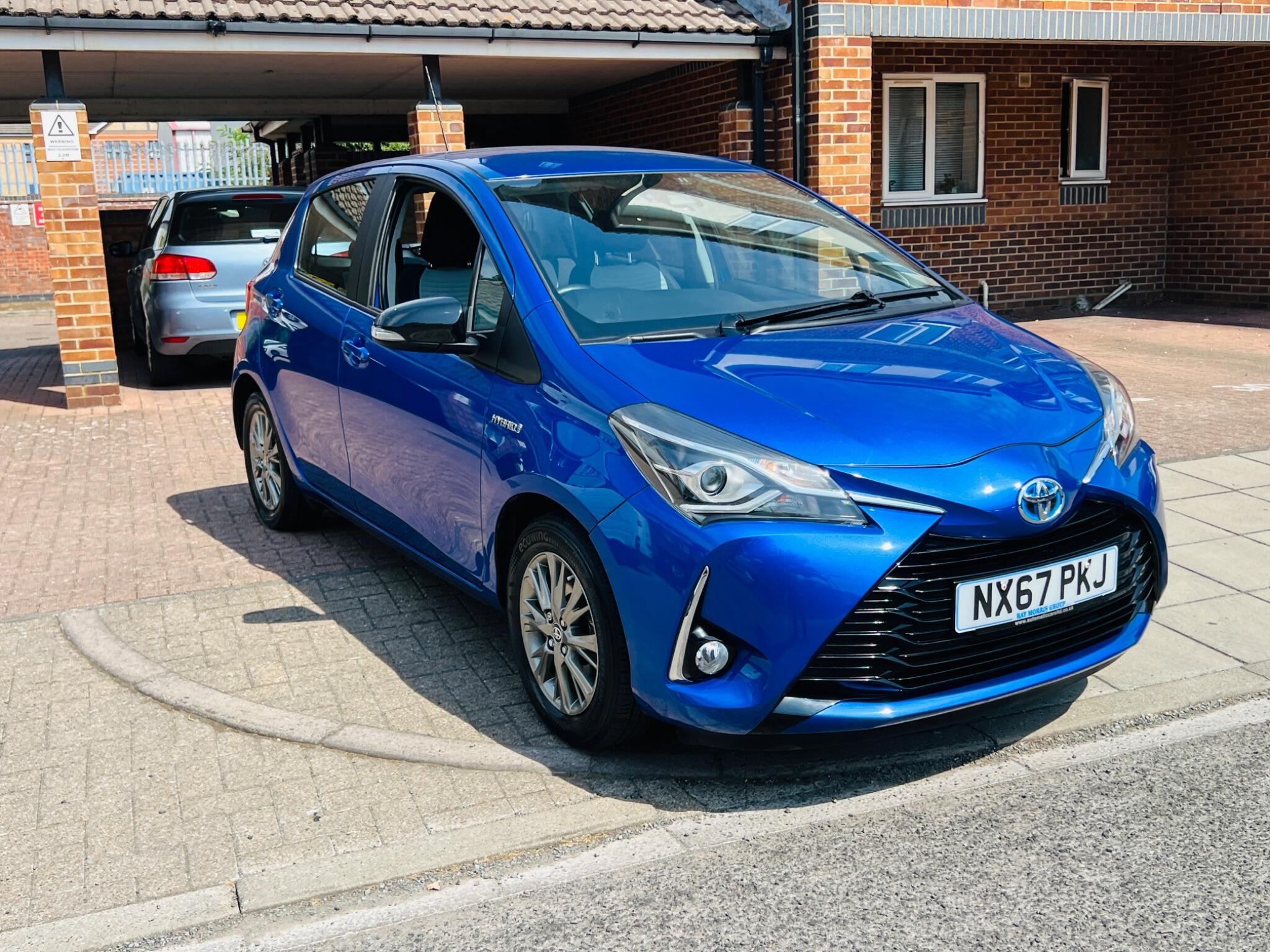 Toyota Yaris view 12