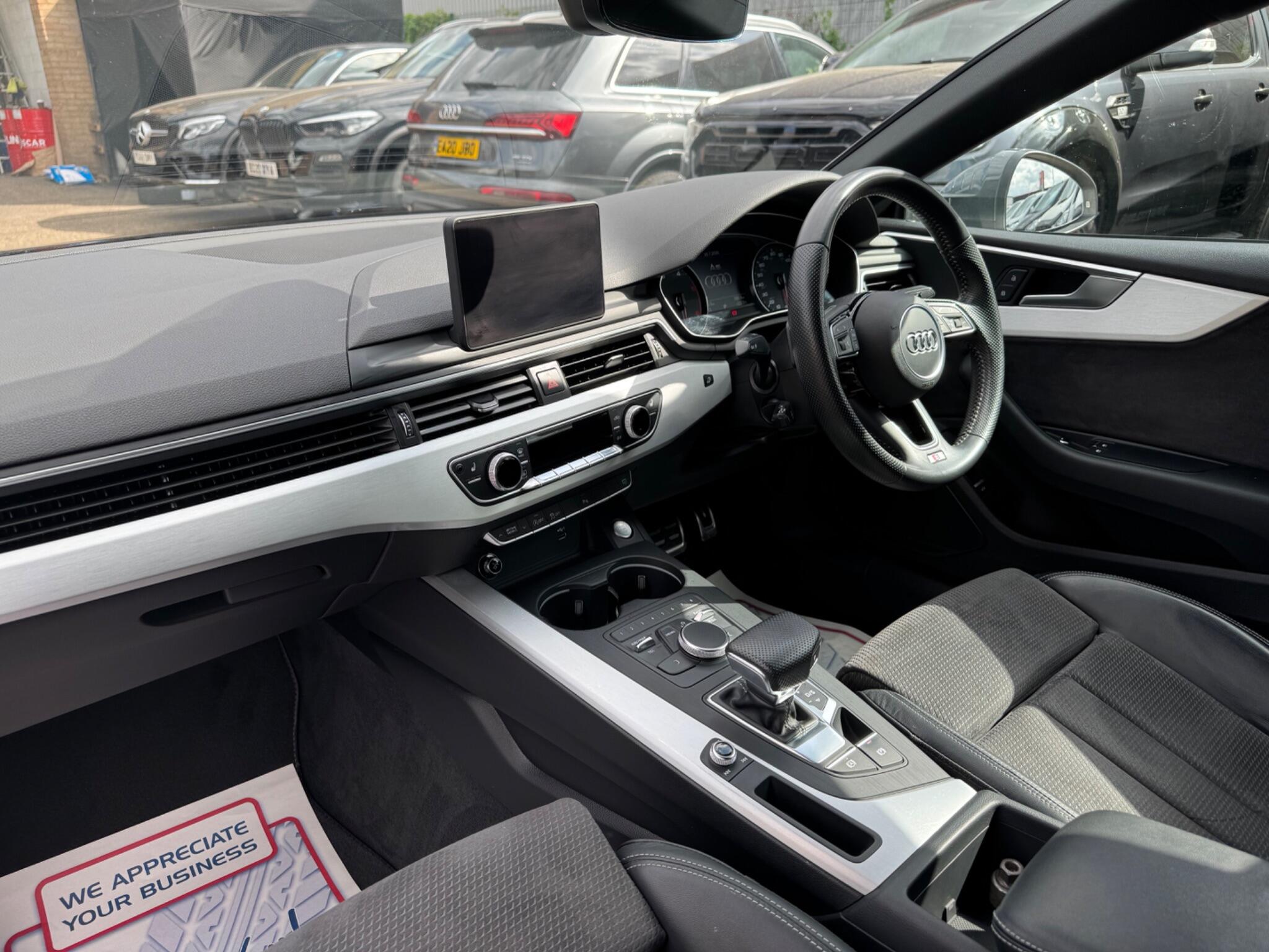 Audi A5 view 10