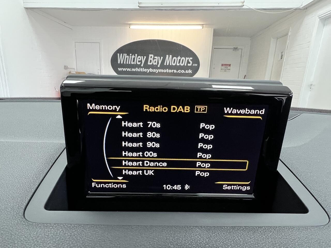 Audi A1 view 11