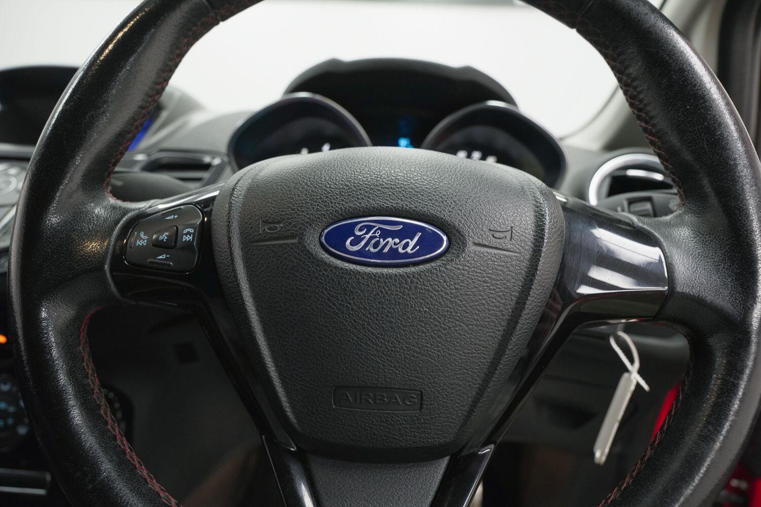 Ford Fiesta view 17