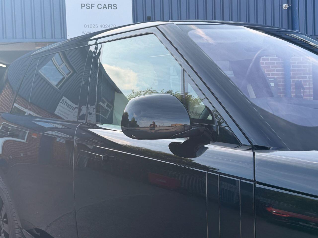 Land Rover Range Rover view 19