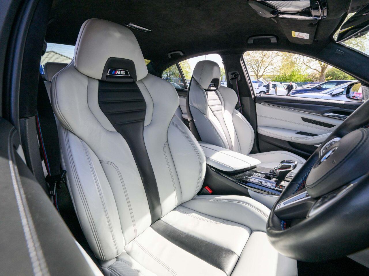 BMW M5 view 12